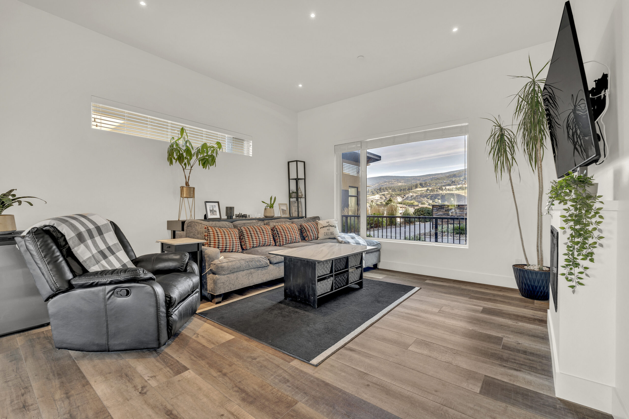 3313 Wilson Street 214 Penticton V2A 8J3