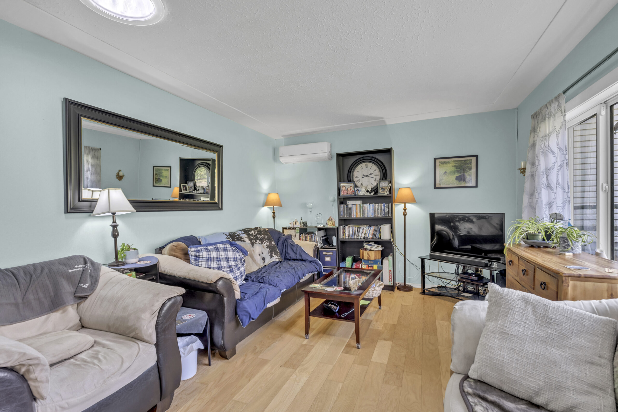 2527 Upper Bench Road Keremeos V0X 1N4