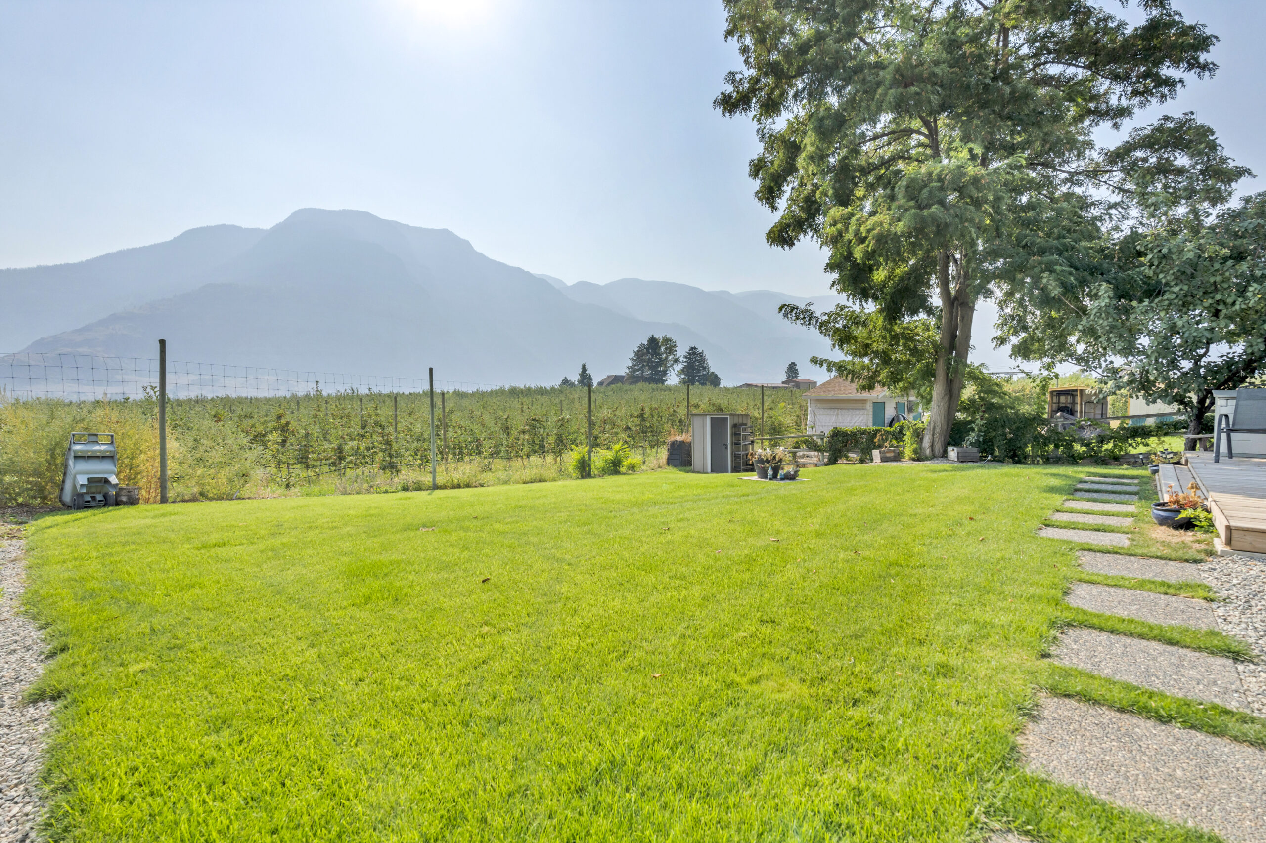 2527 Upper Bench Road Keremeos V0X 1N4