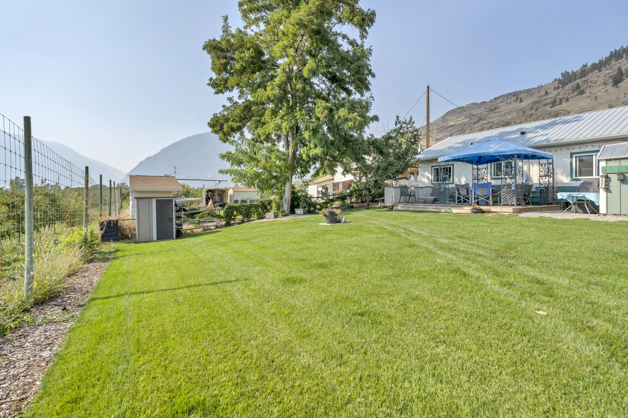 2527 Upper Bench Road Keremeos V0X 1N4