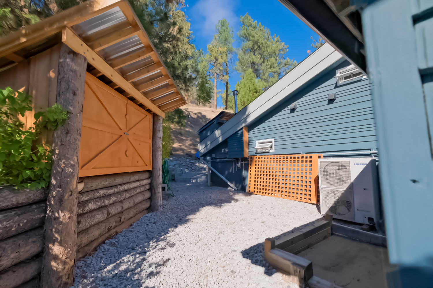 5290 Trepanier Bench Road Peachland V0H 1X2