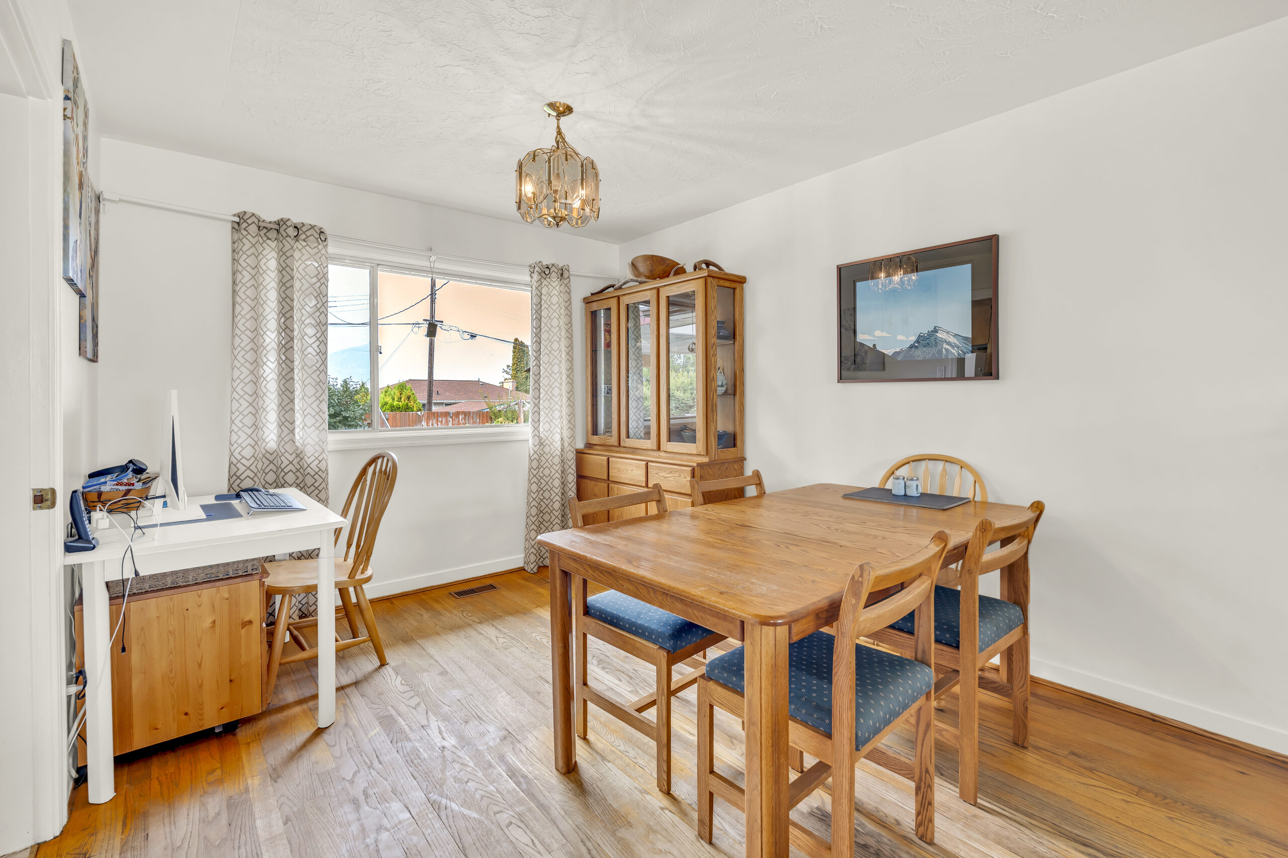 1467 Manitoba Street Penticton V2A 5A3