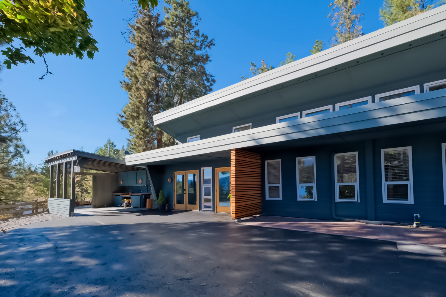 5290 Trepanier Bench Road Peachland V0H 1X2