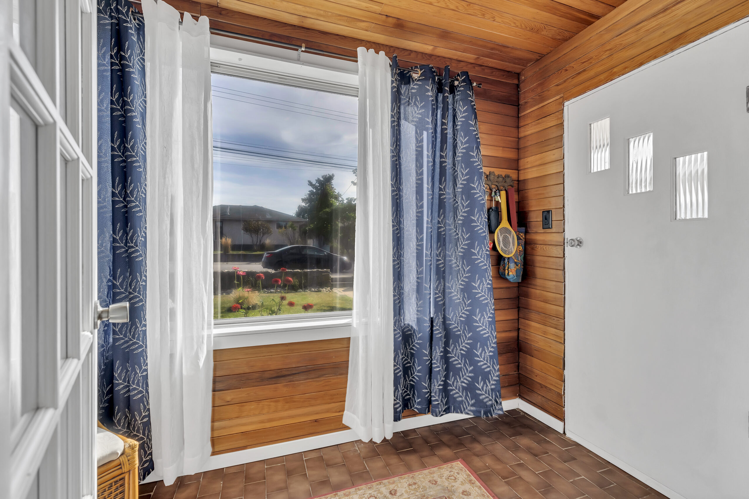 573 Jermyn Avenue Penticton V2A 2E2
