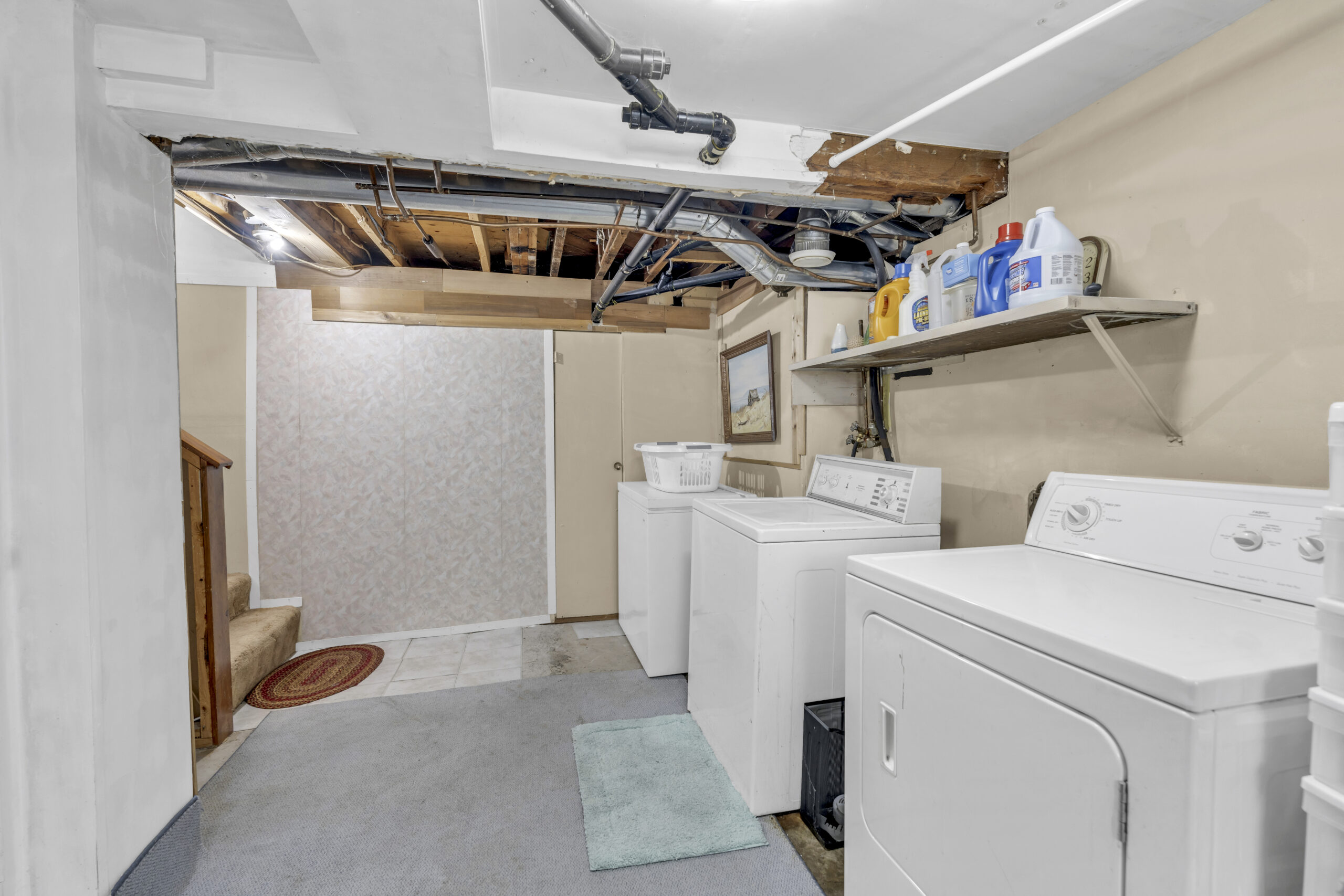 573 Jermyn Avenue Penticton V2A 2E2