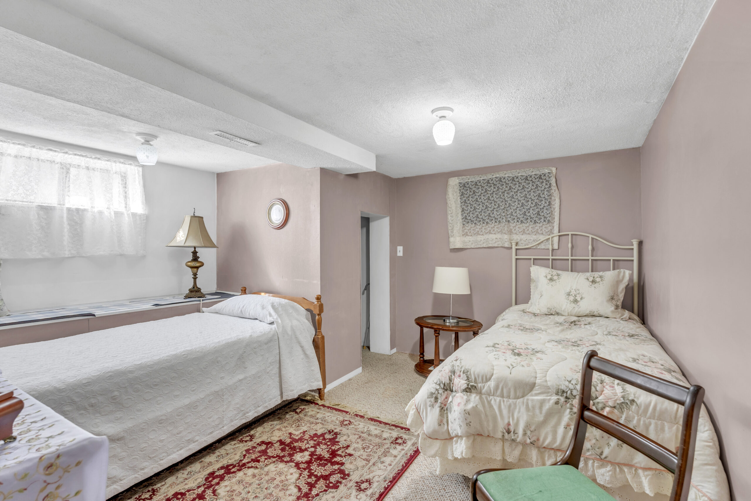 573 Jermyn Avenue Penticton V2A 2E2