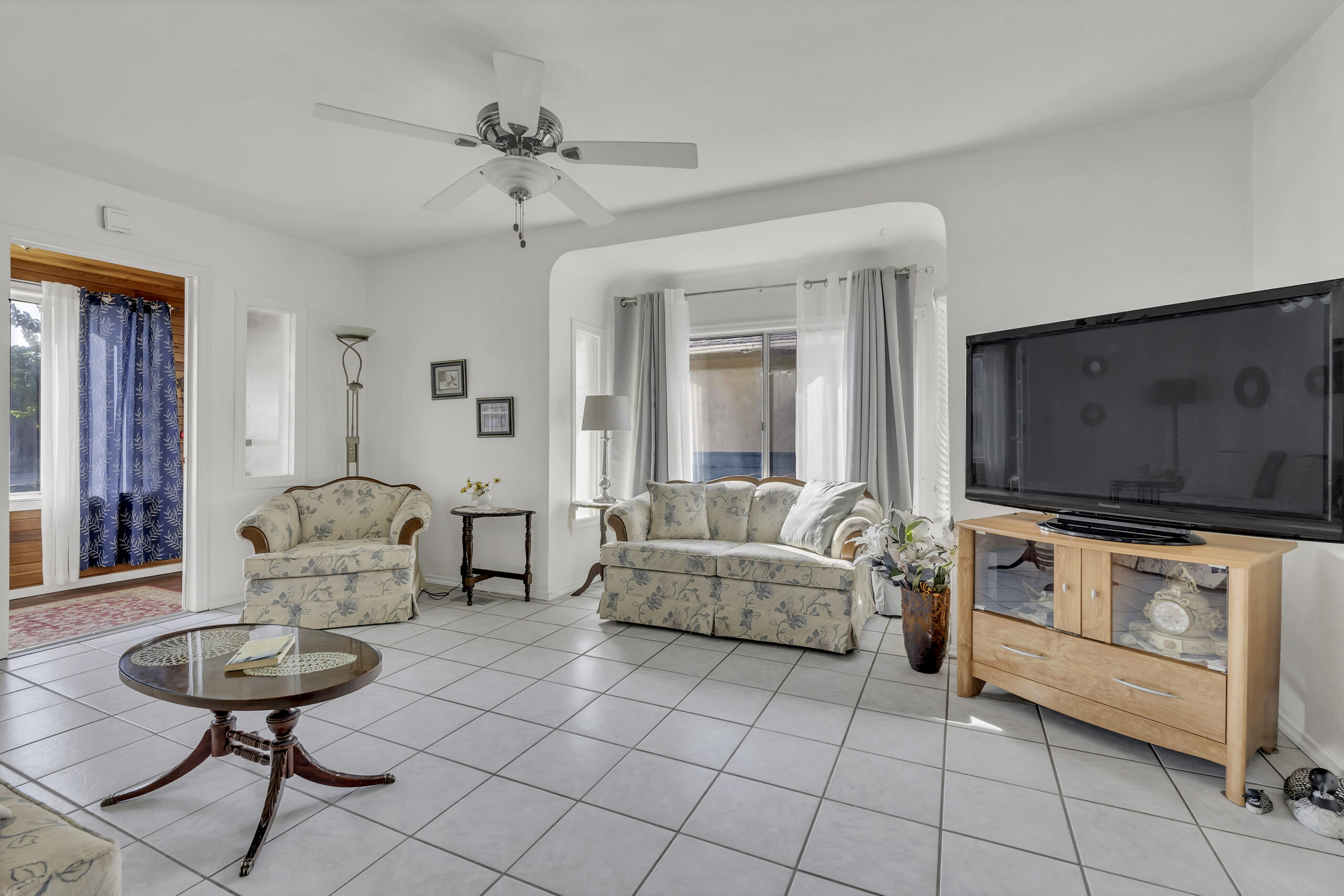 573 Jermyn Avenue Penticton V2A 2E2