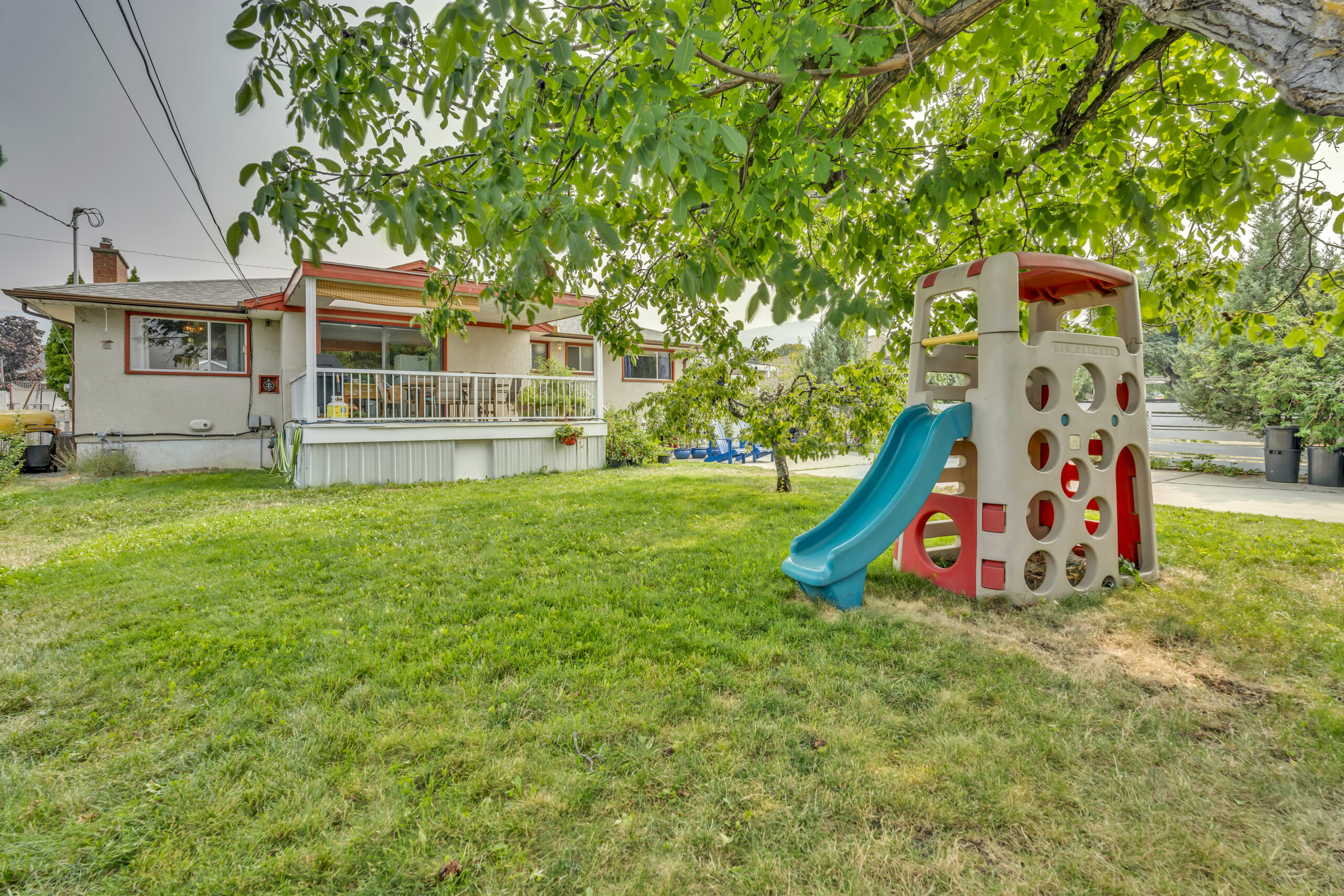1467 Manitoba Street Penticton V2A 5A3