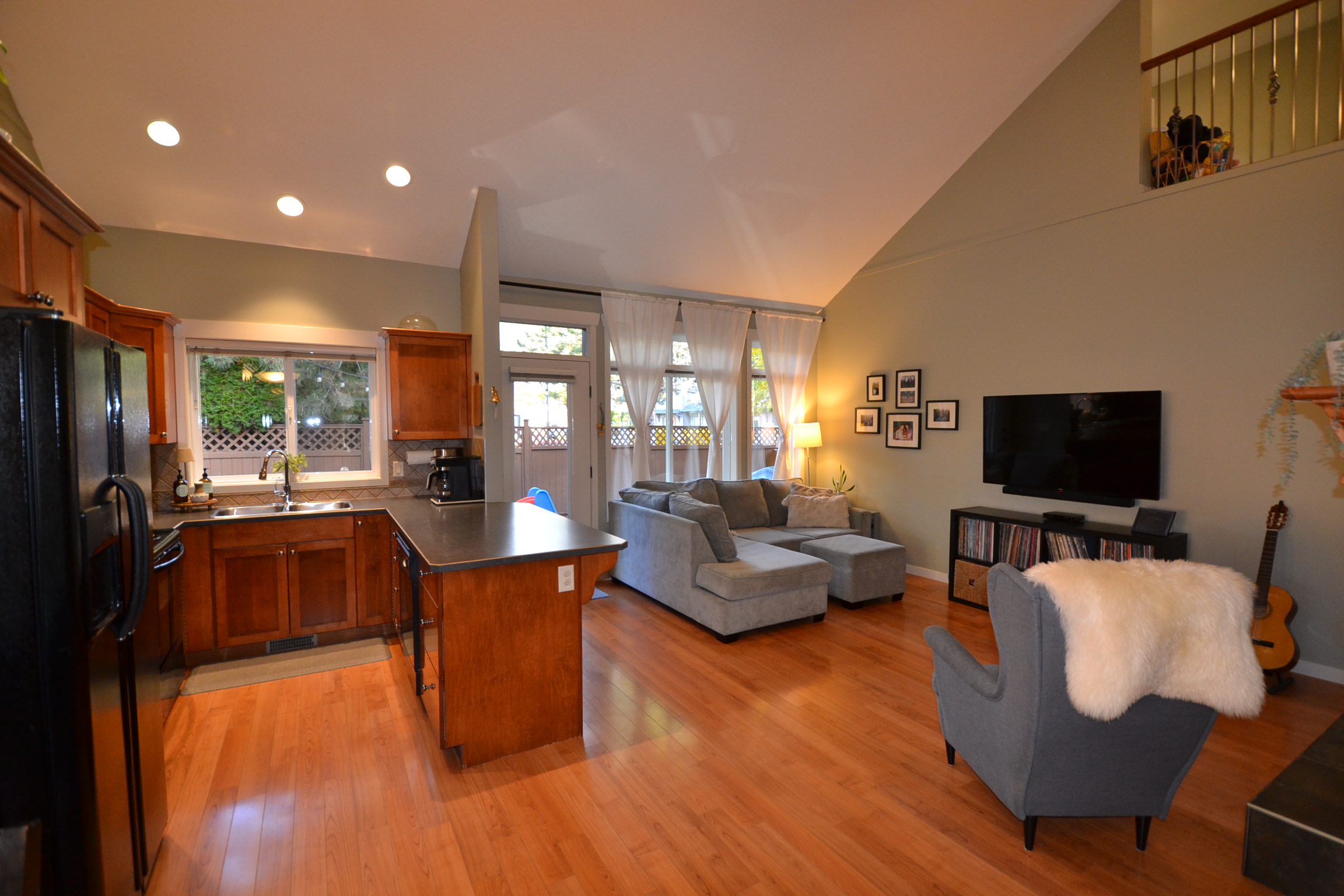 1450  Rose Meadow Drive 10 West Kelowna V1Z 4A4