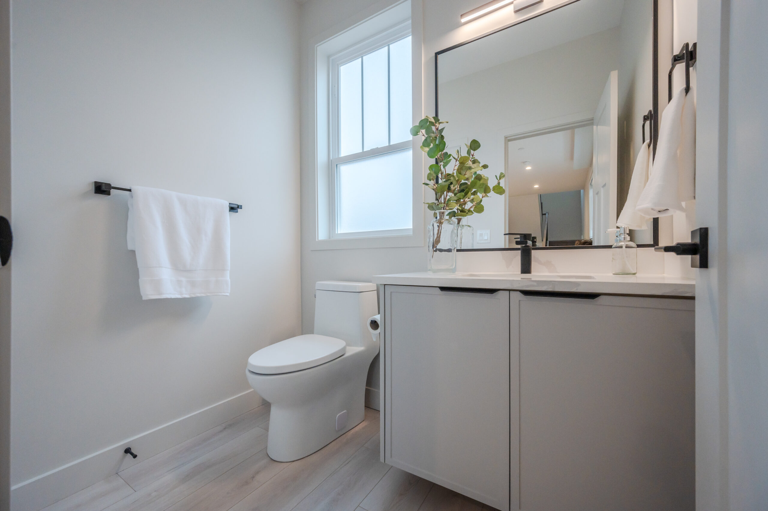 784 Argyle Street 105 Penticton V2A 0J6