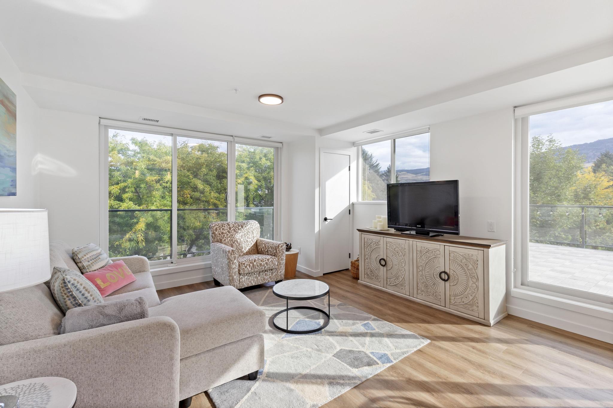 615 Rutland Road N. 309 Kelowna V1X 0B3