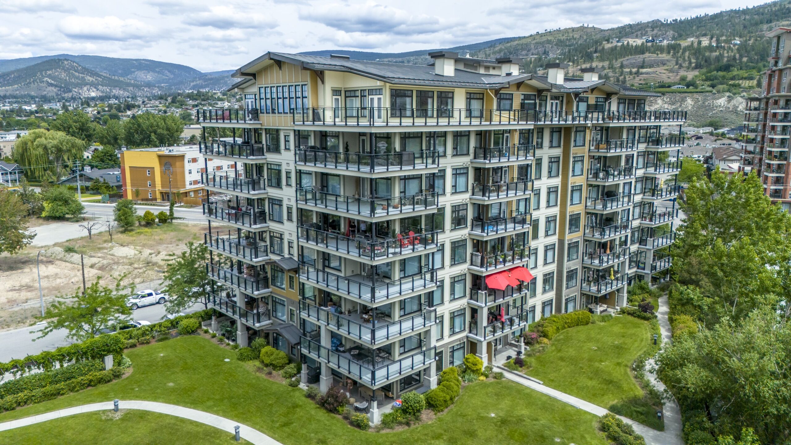 3301 Skaha Lake Road 506 Penticton V2A 6G6