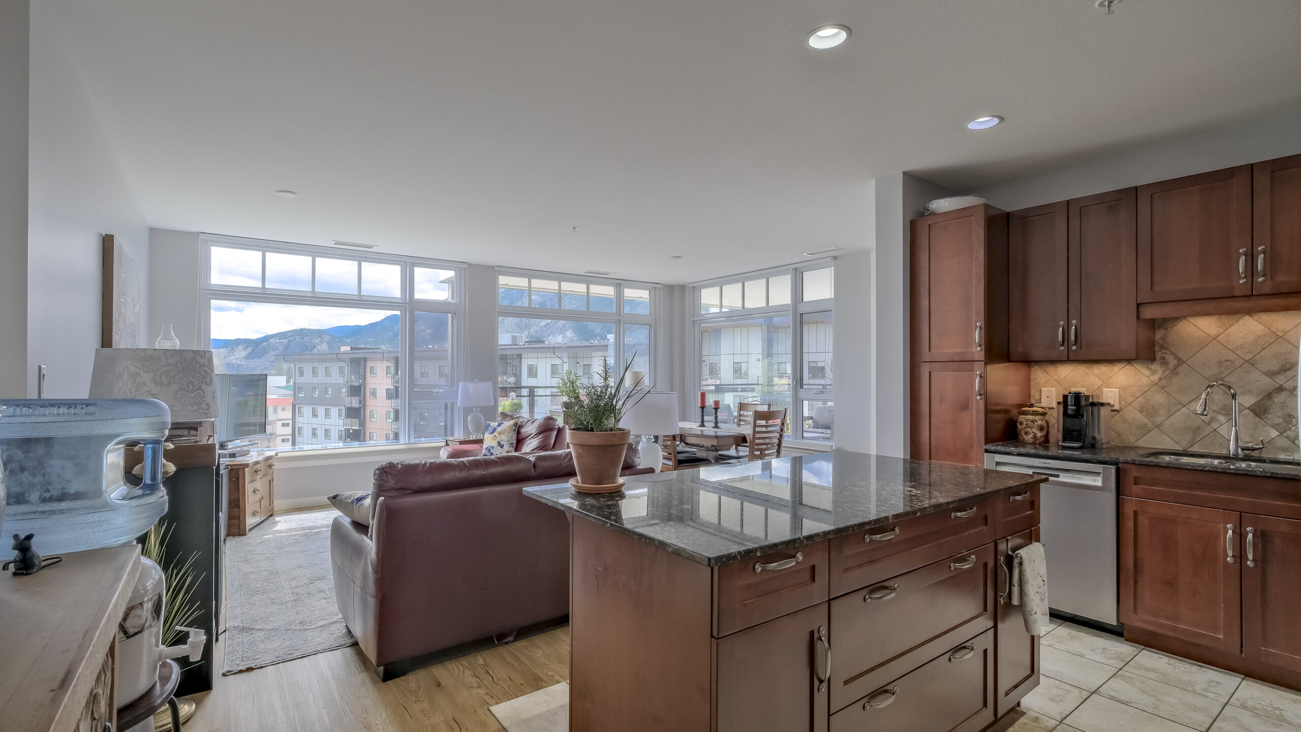 3301 Skaha Lake Road 506 Penticton V2A 6G6