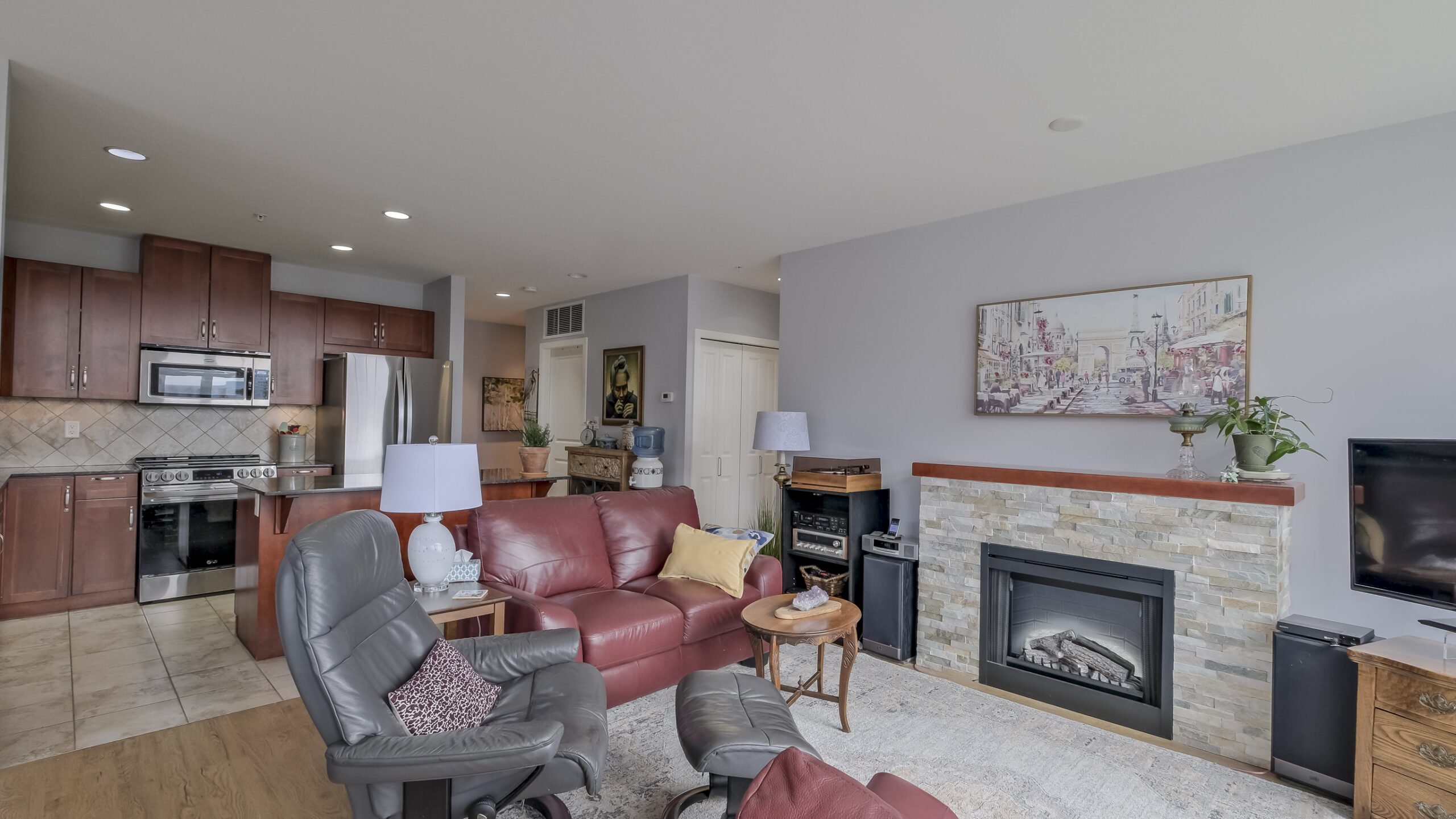 3301 Skaha Lake Road 506 Penticton V2A 6G6