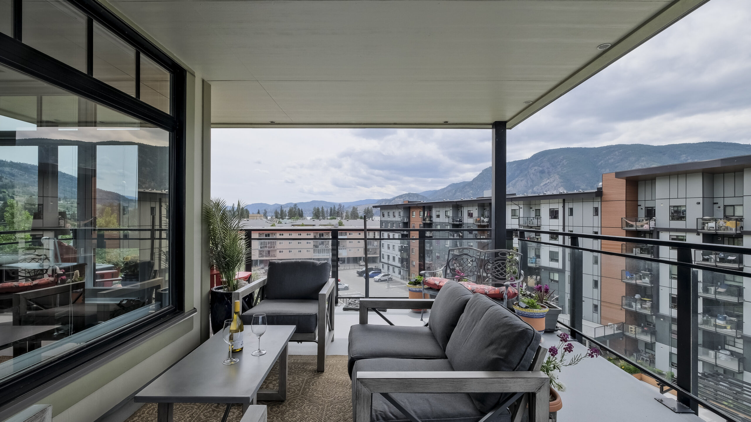 3301 Skaha Lake Road 506 Penticton V2A 6G6