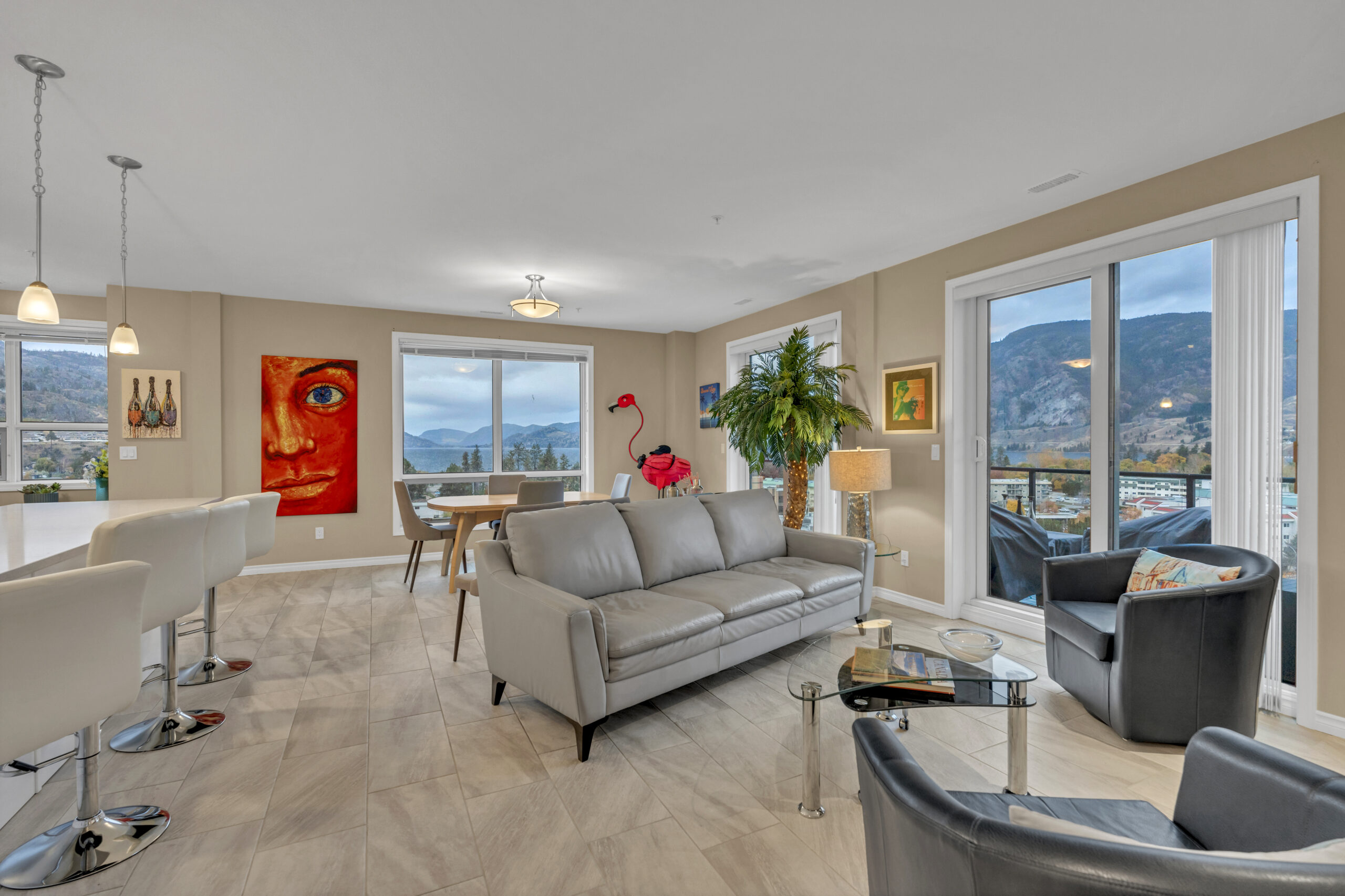 3388 Skaha Lake Road 1004 Penticton V2A 6G4