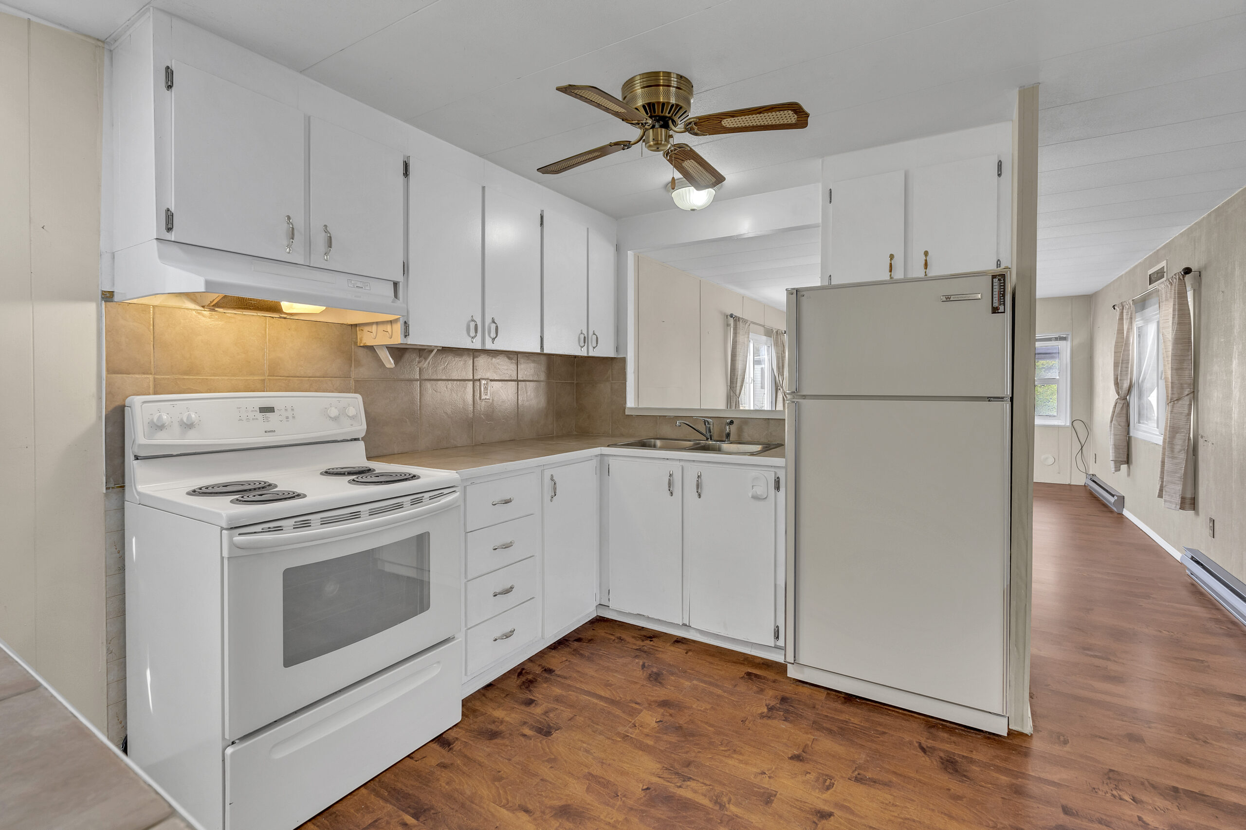 98 Okanagan Avenue E 101 Penticton V2A 3J5