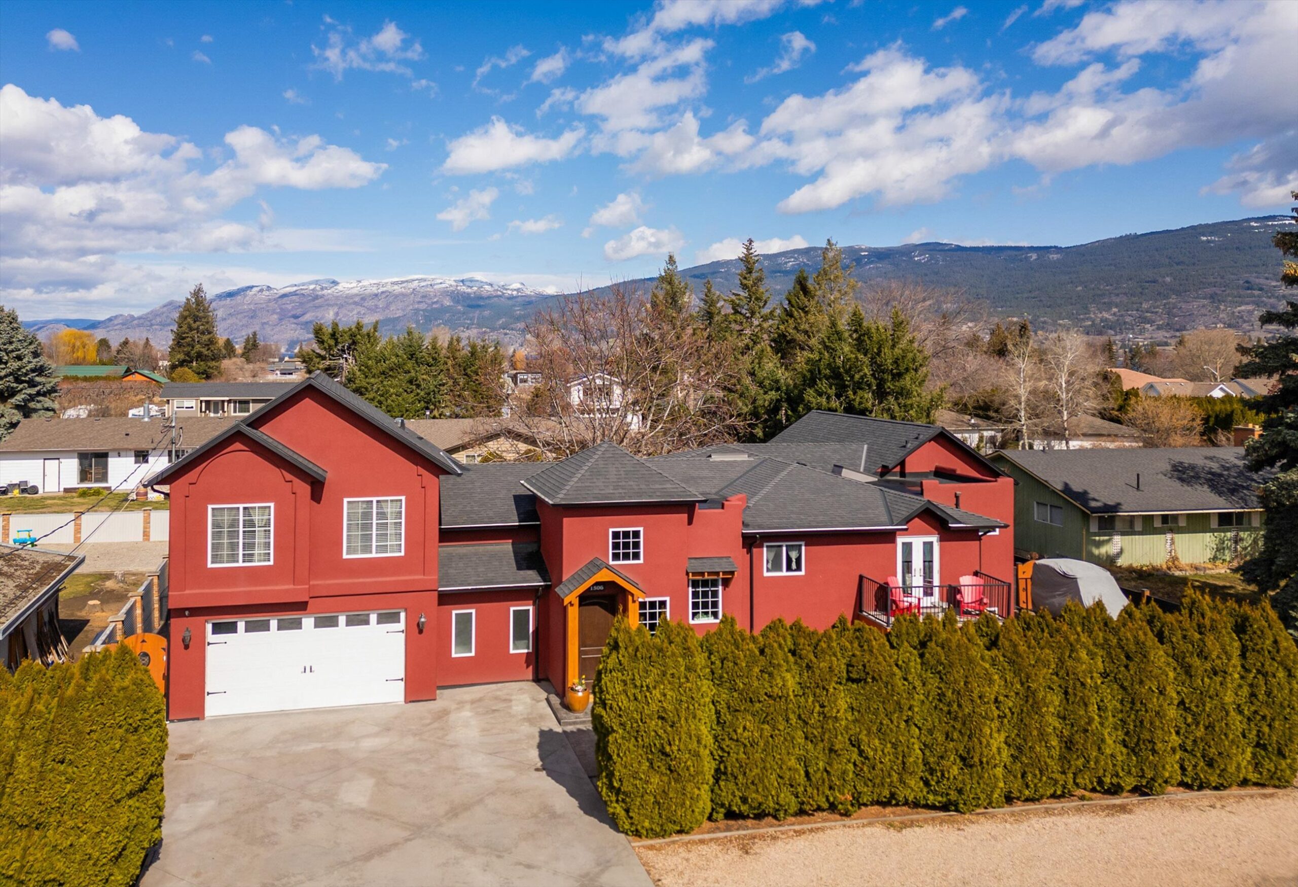 1506 Johnson Street Summerland V0H 1Z9