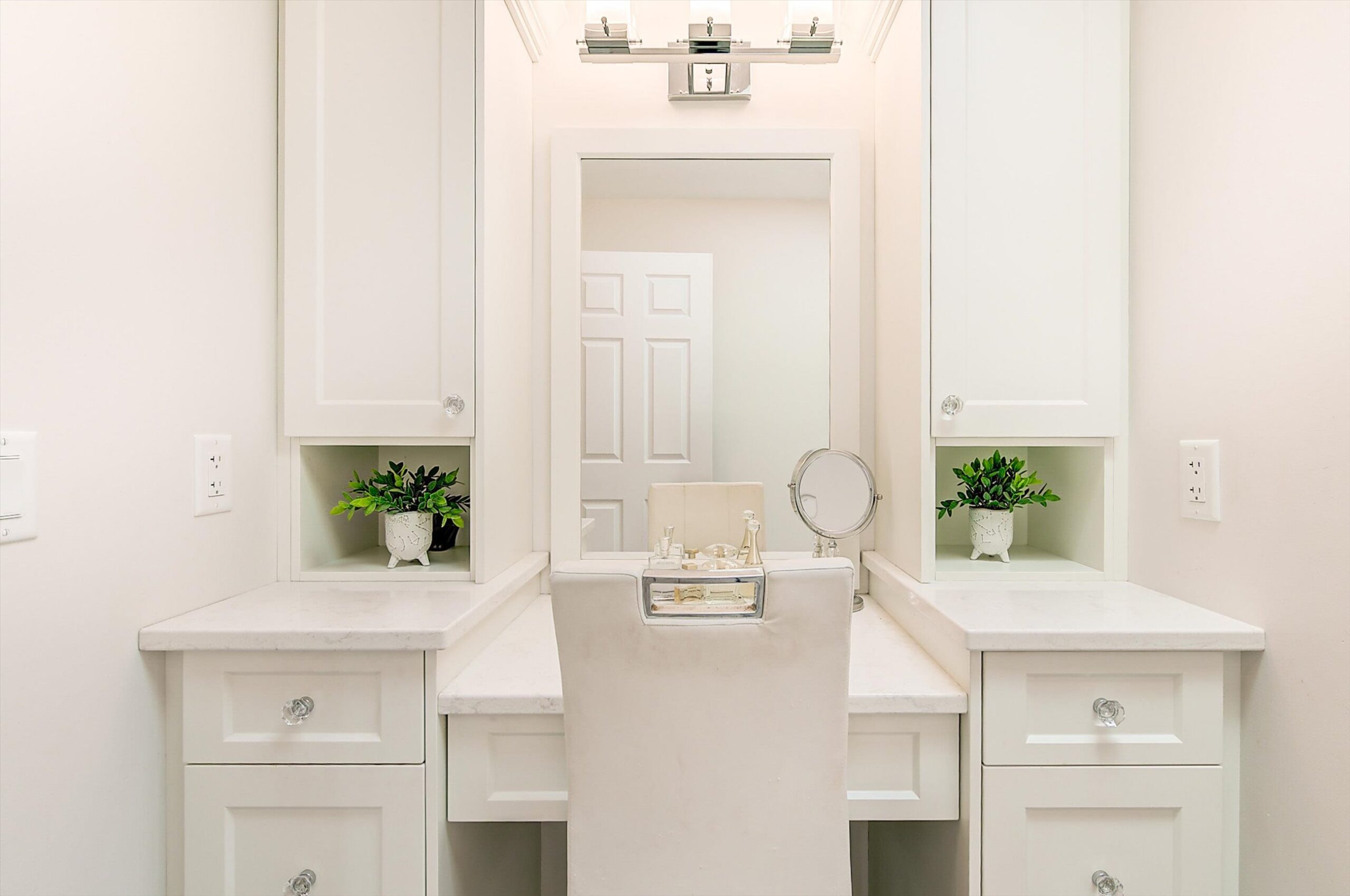 1506 Johnson Street Summerland V0H 1Z9