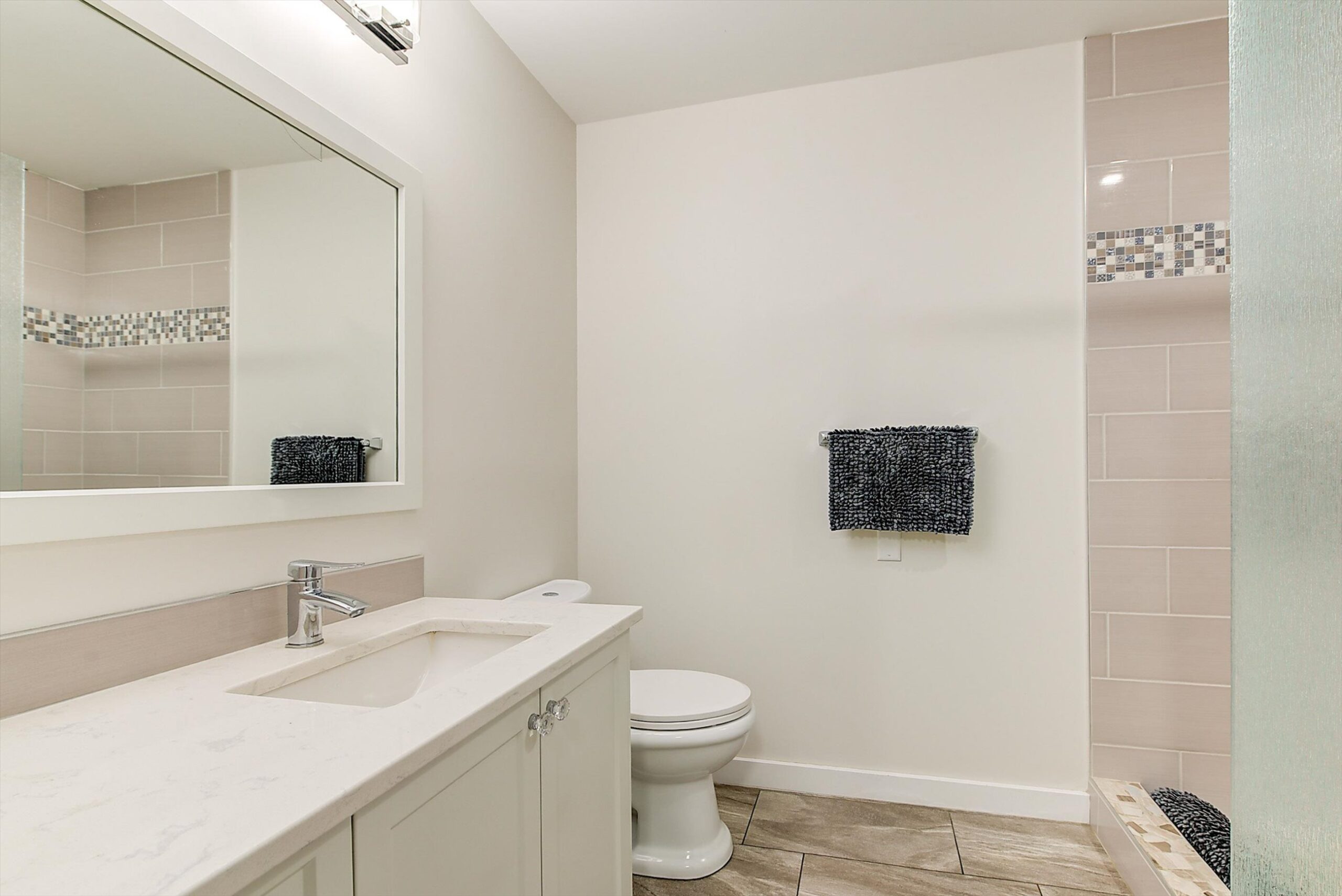 1506 Johnson Street Summerland V0H 1Z9