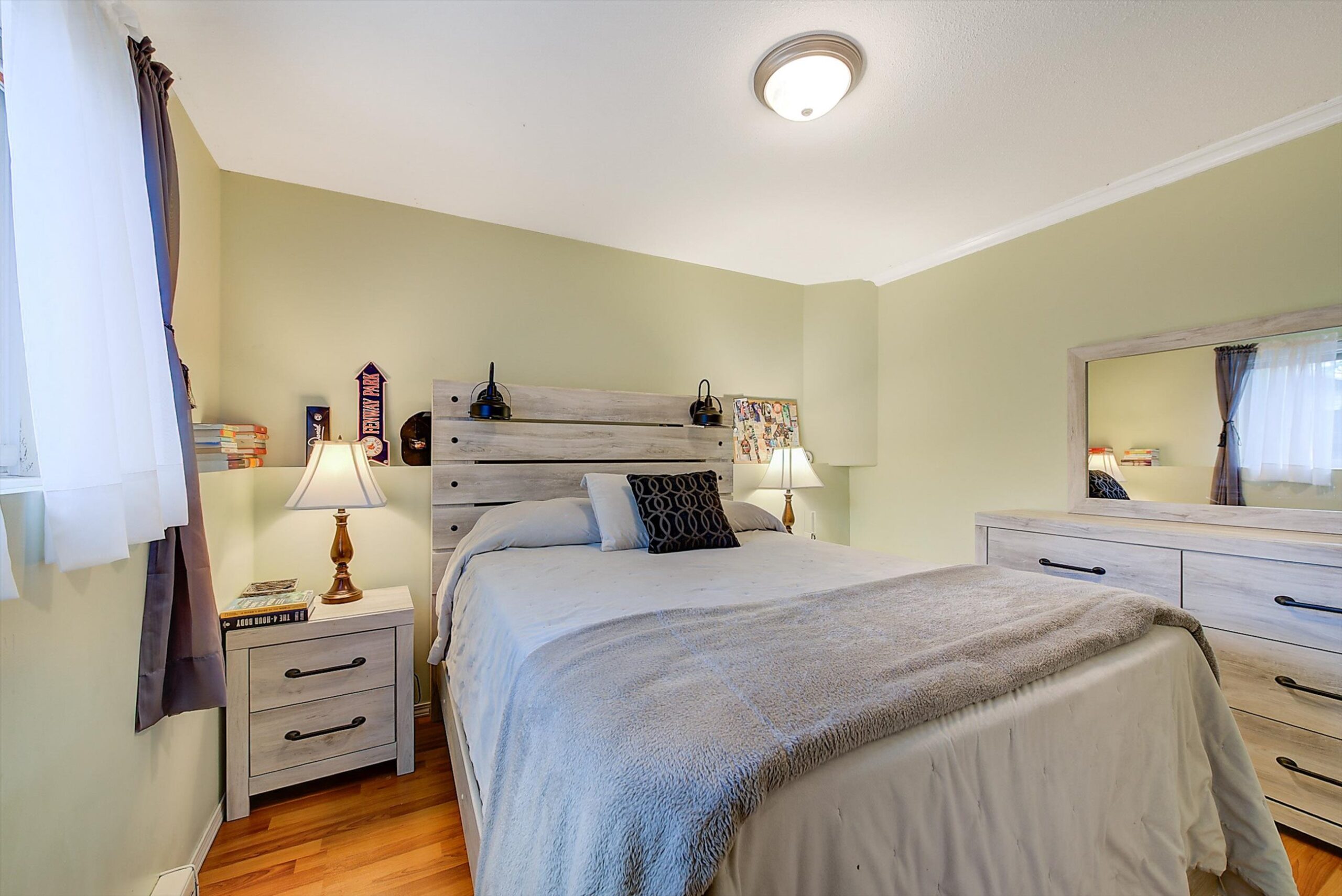 1506 Johnson Street Summerland V0H 1Z9