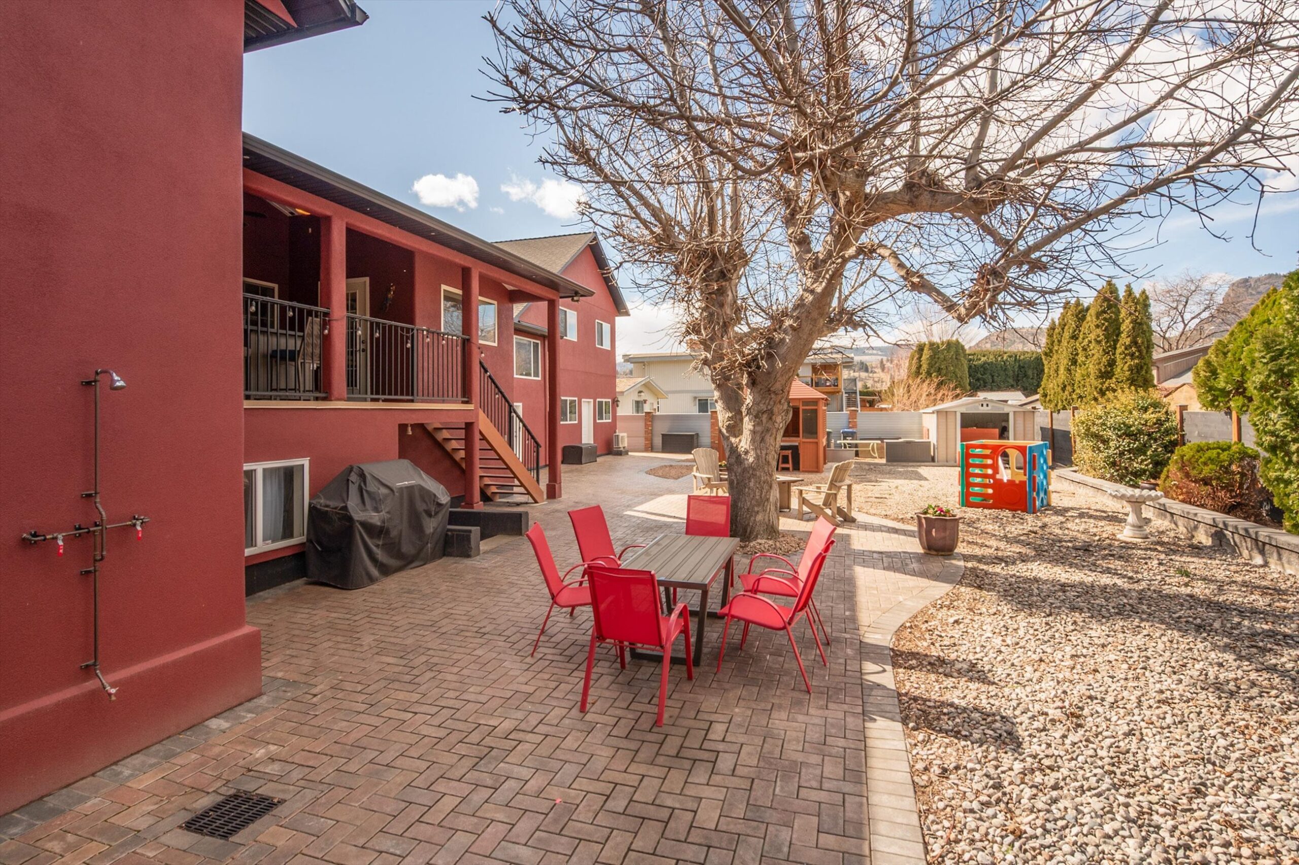 1506 Johnson Street Summerland V0H 1Z9