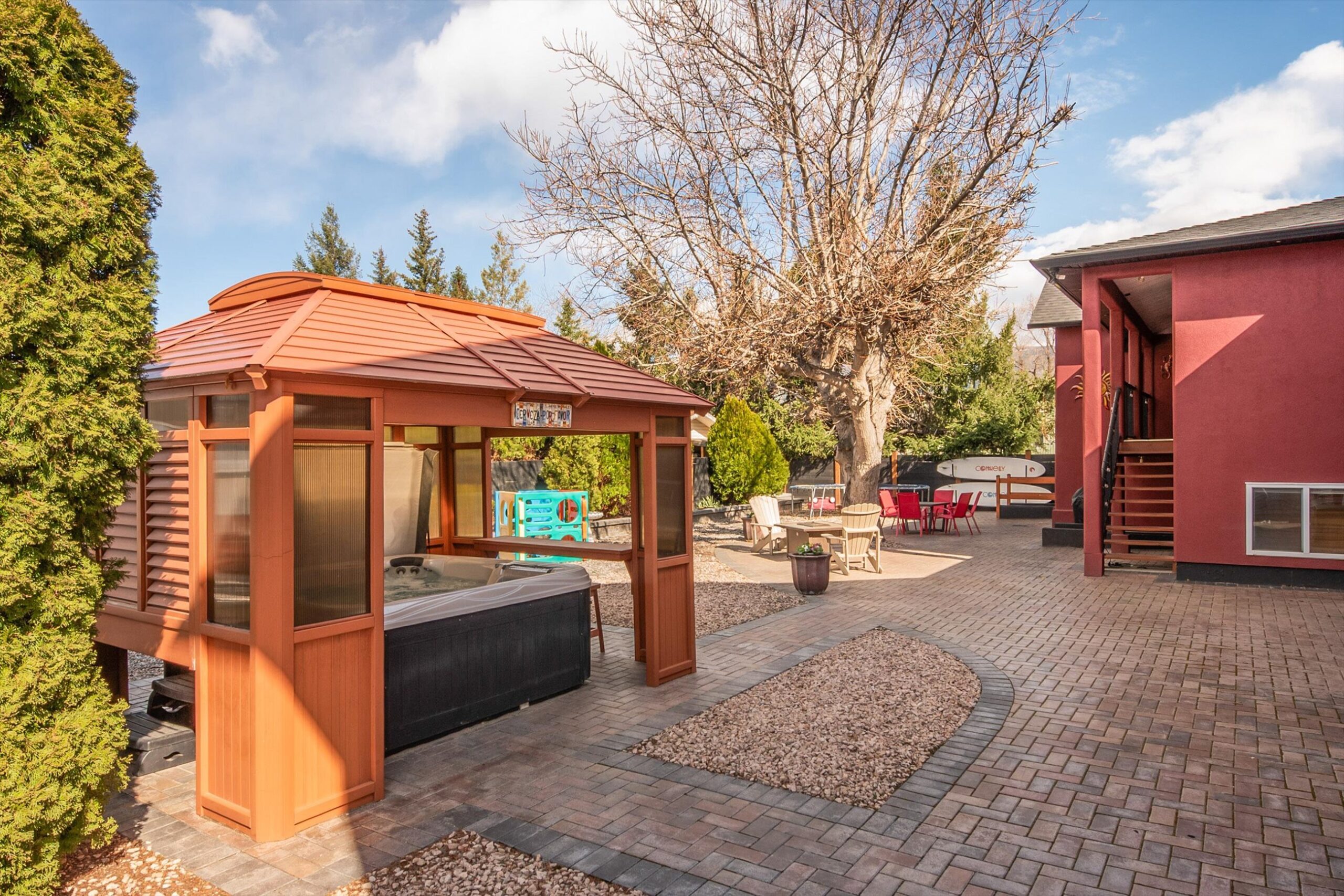 1506 Johnson Street Summerland V0H 1Z9