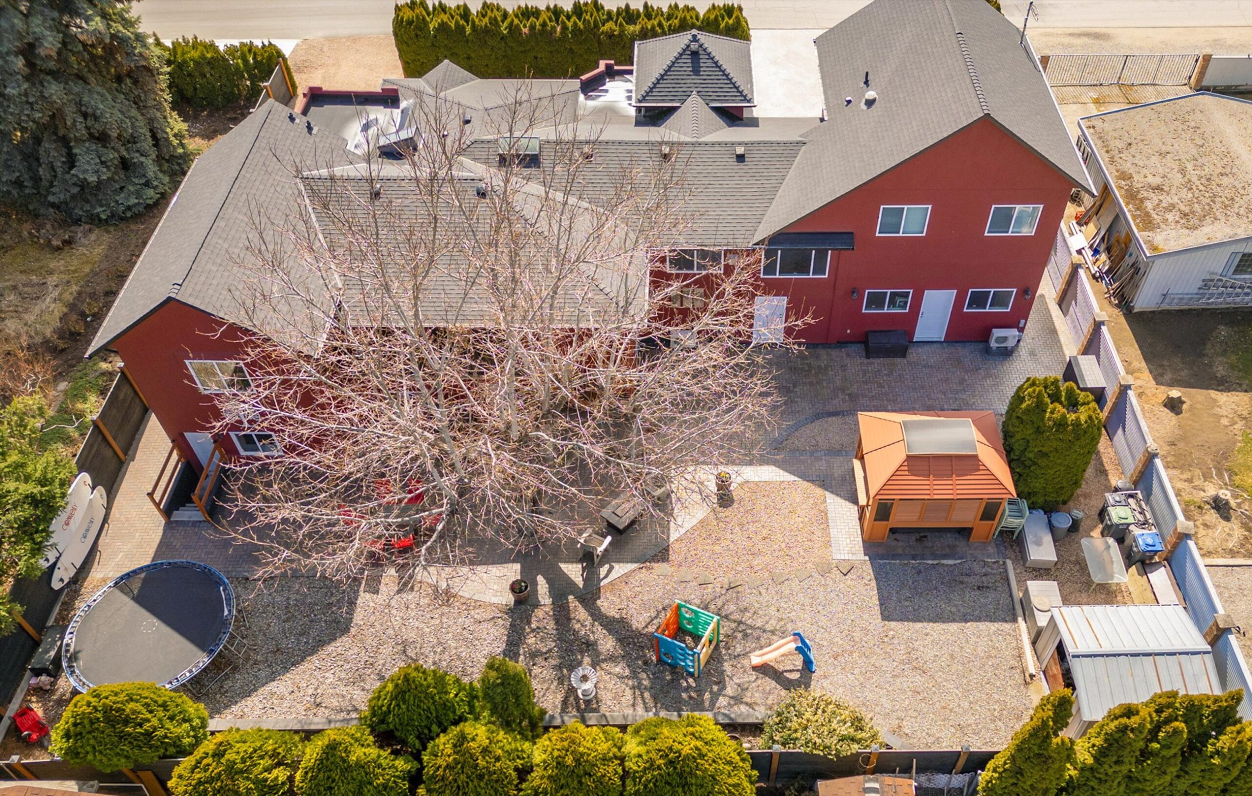 1506 Johnson Street Summerland V0H 1Z9