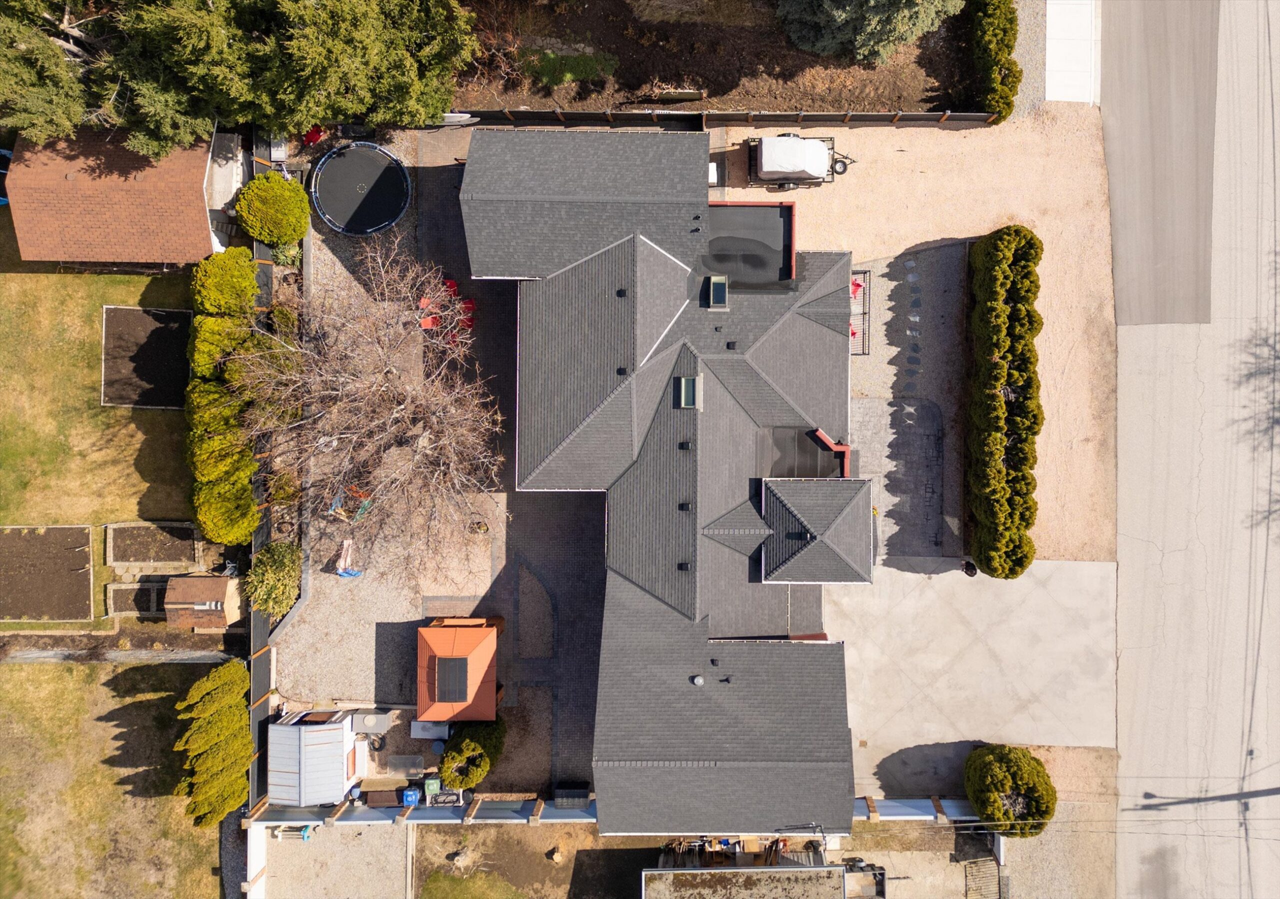 1506 Johnson Street Summerland V0H 1Z9