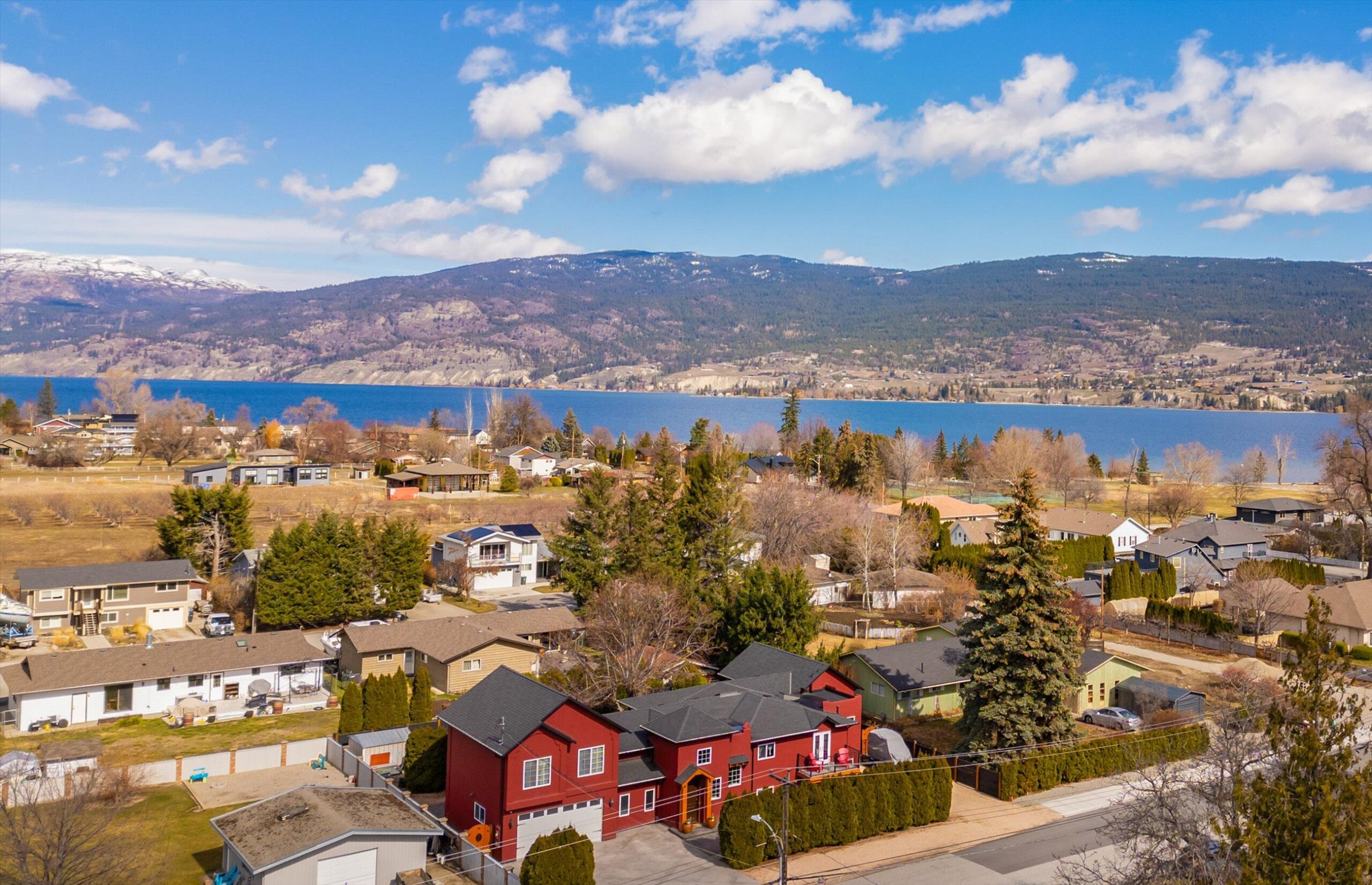 1506 Johnson Street Summerland V0H 1Z9