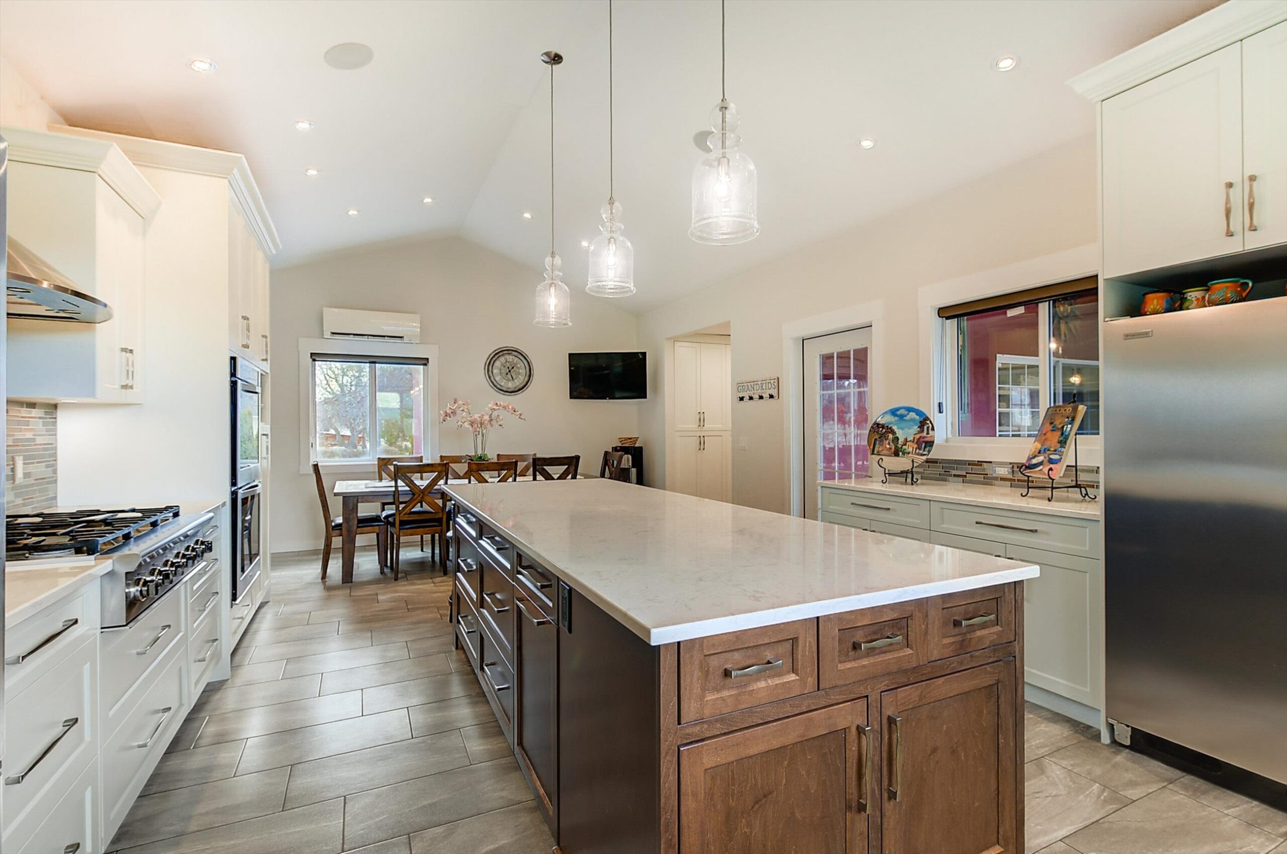 1506 Johnson Street Summerland V0H 1Z9