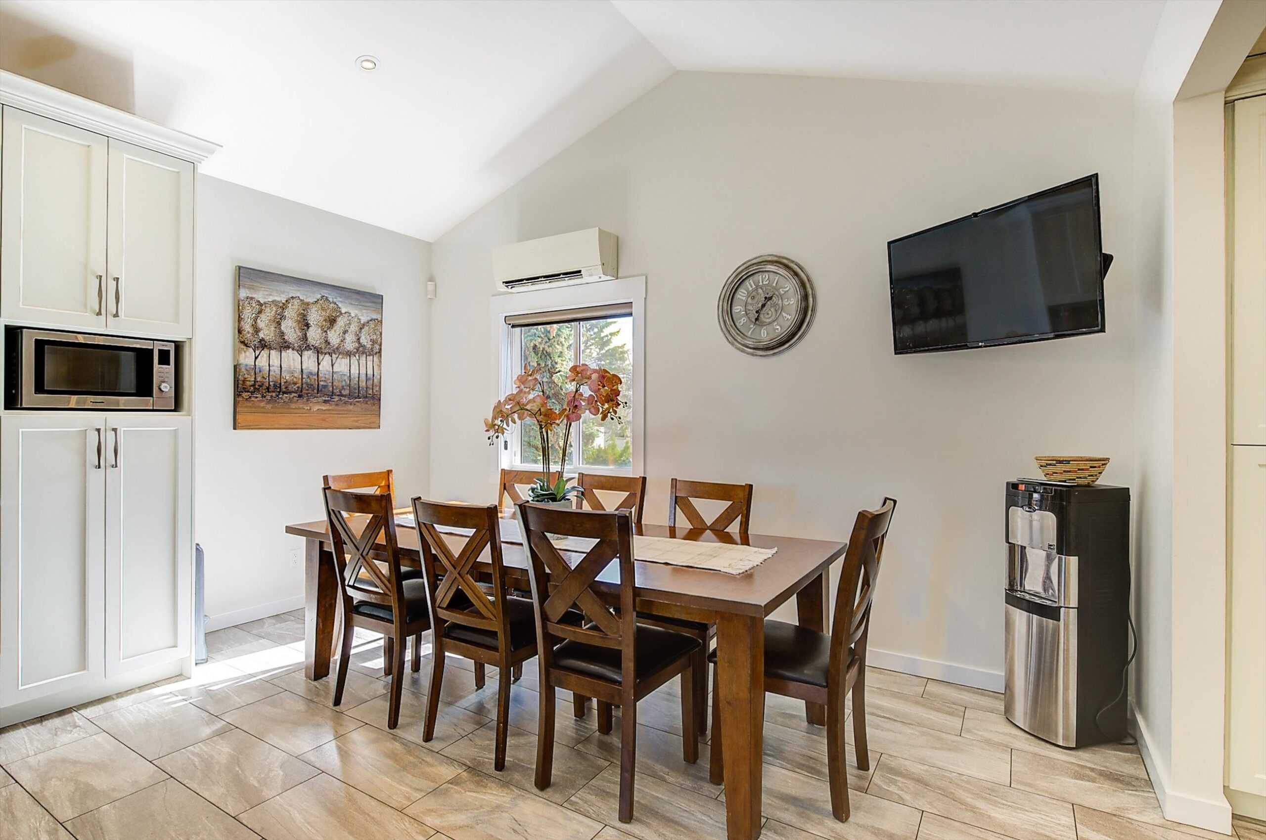 1506 Johnson Street Summerland V0H 1Z9