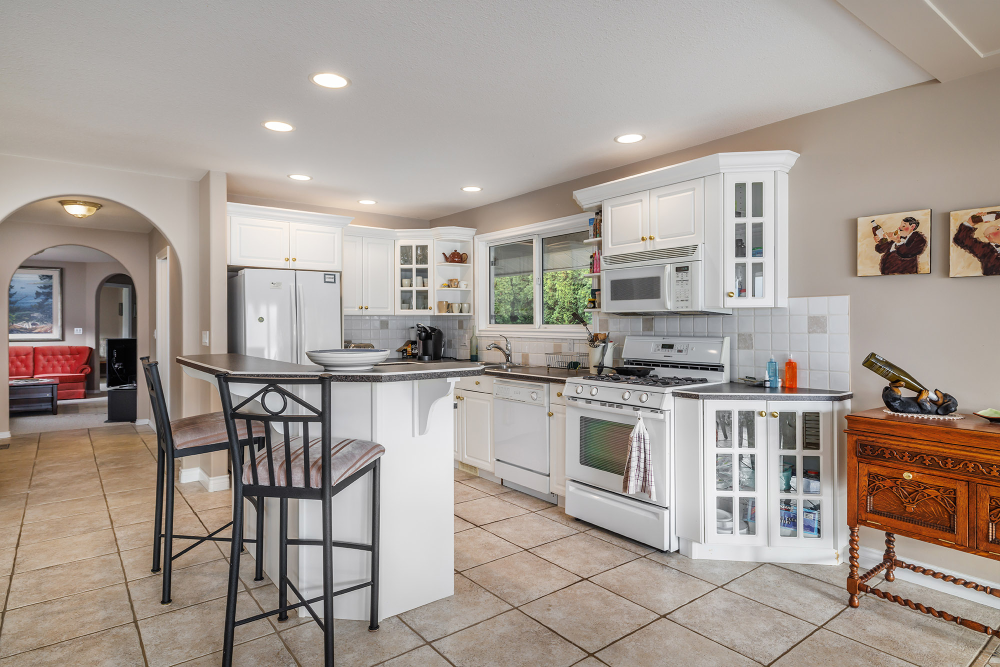 1625 Pritchard Drive West Kelowna V4T 1X3