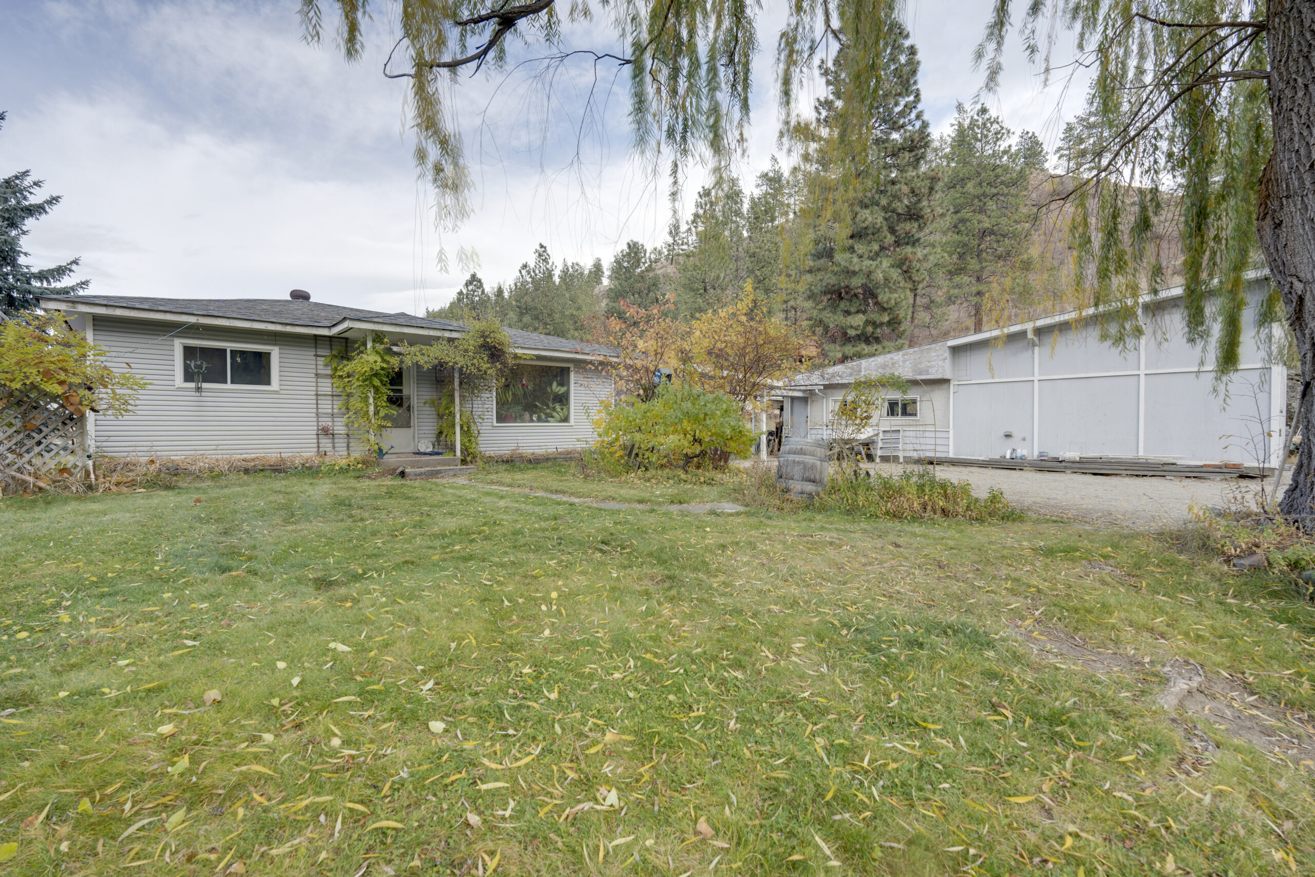 16403 Garnet Valley Road Summerland V0H 1Z3