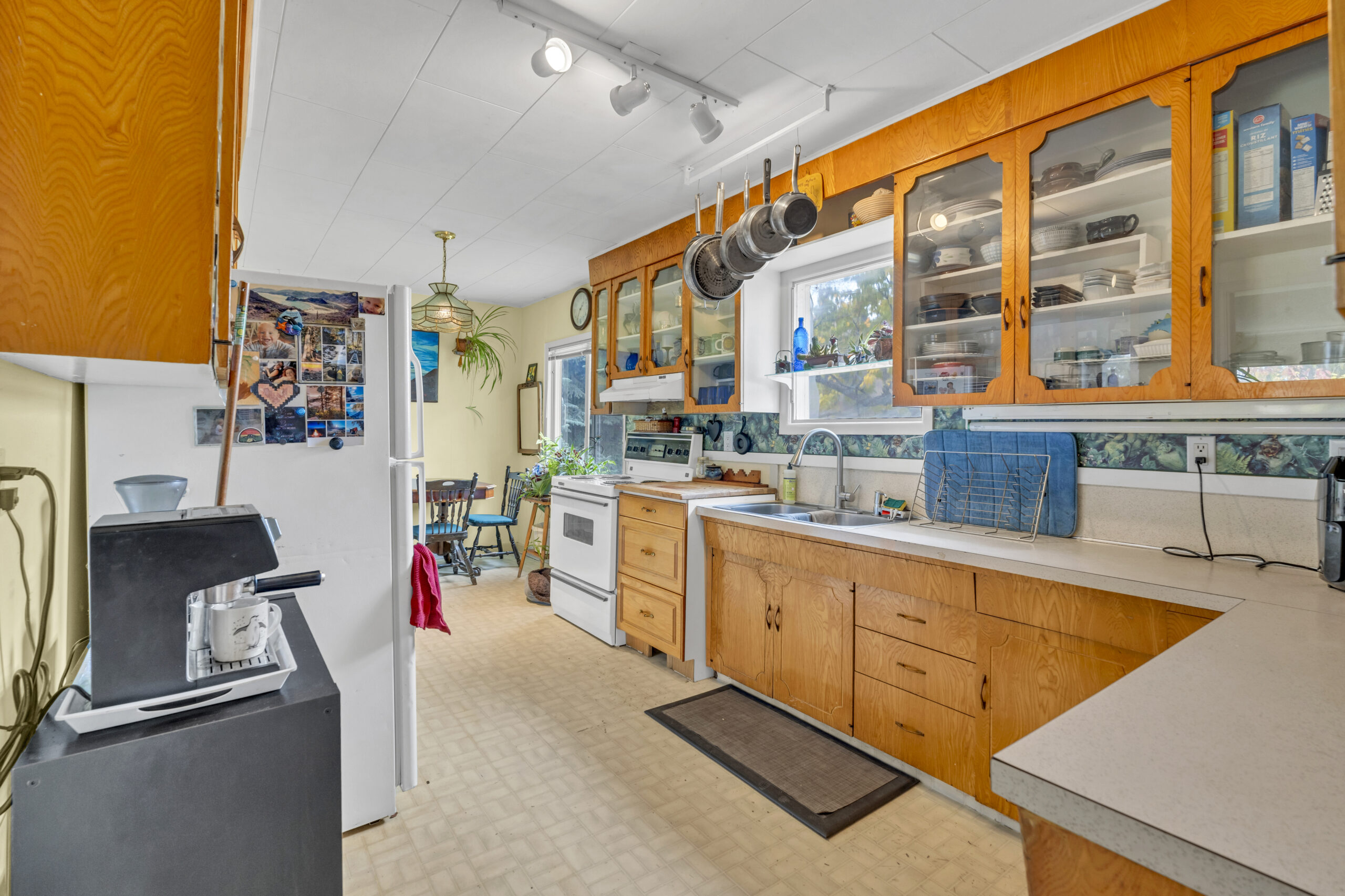 16403 Garnet Valley Road Summerland V0H 1Z3