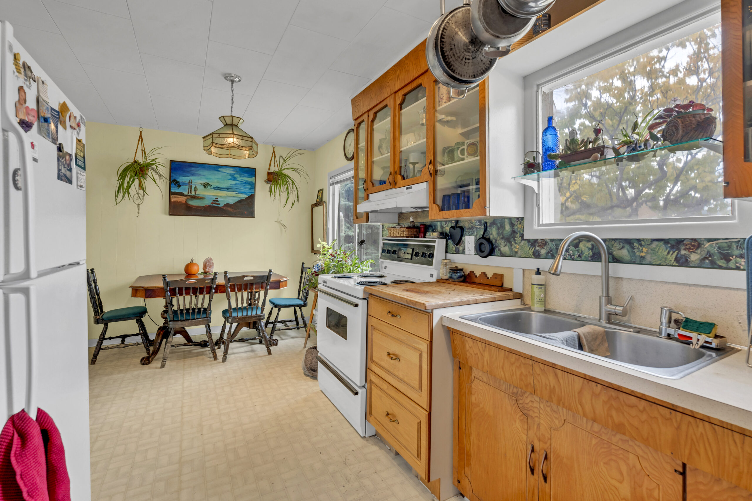 16403 Garnet Valley Road Summerland V0H 1Z3