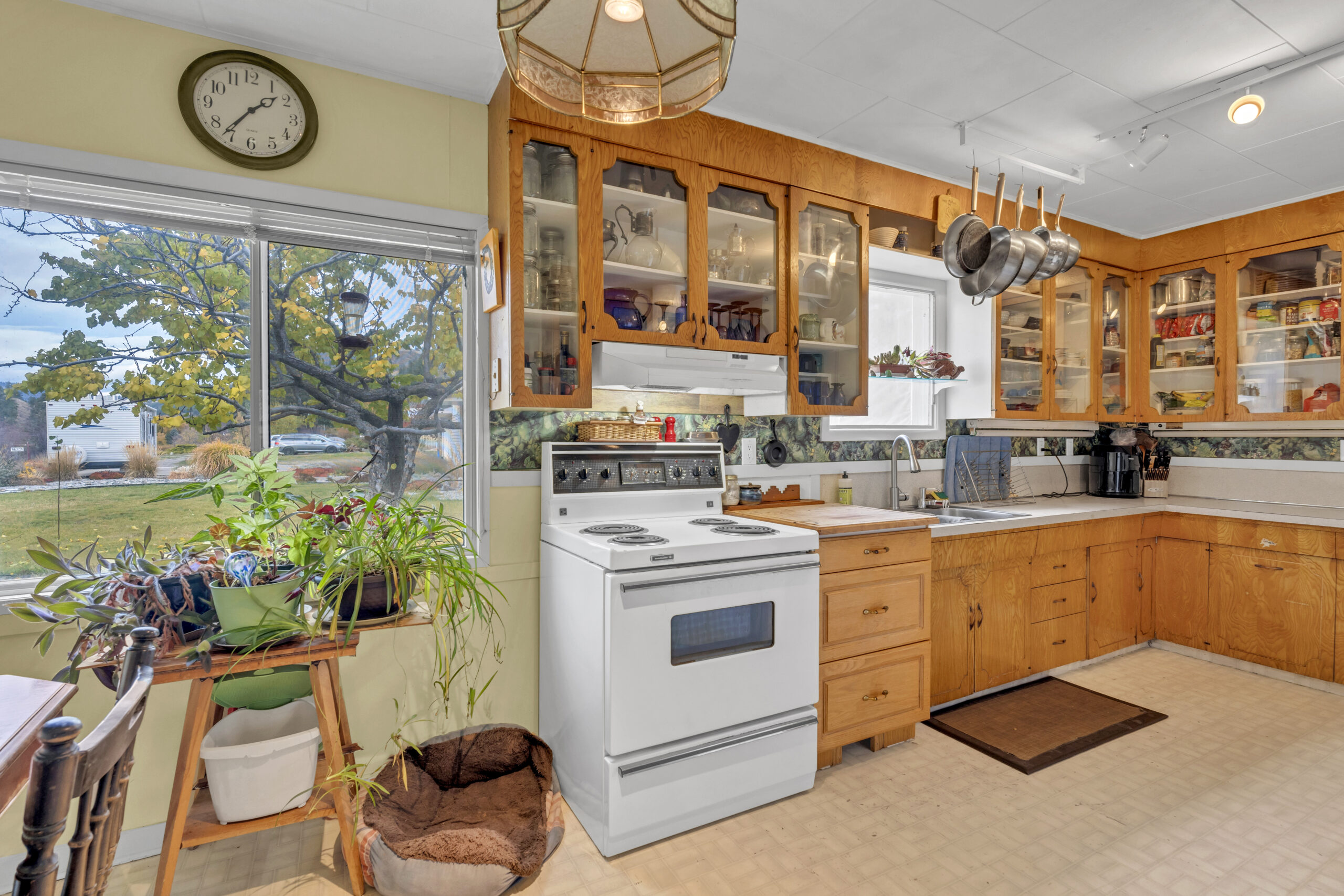 16403 Garnet Valley Road Summerland V0H 1Z3