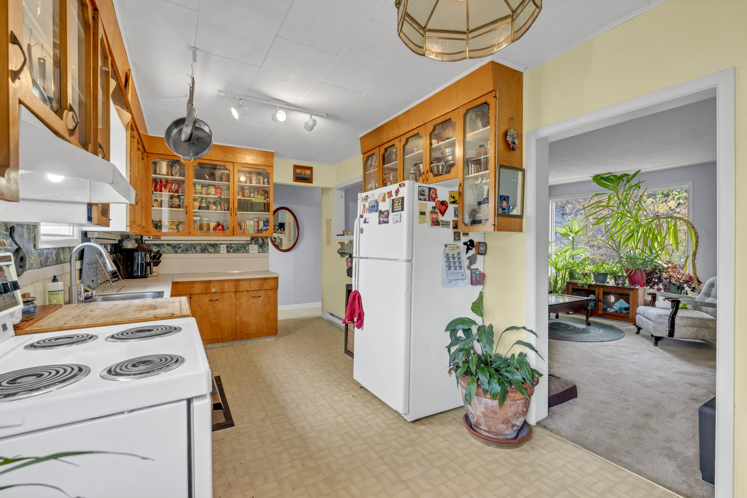 16403 Garnet Valley Road Summerland V0H 1Z3