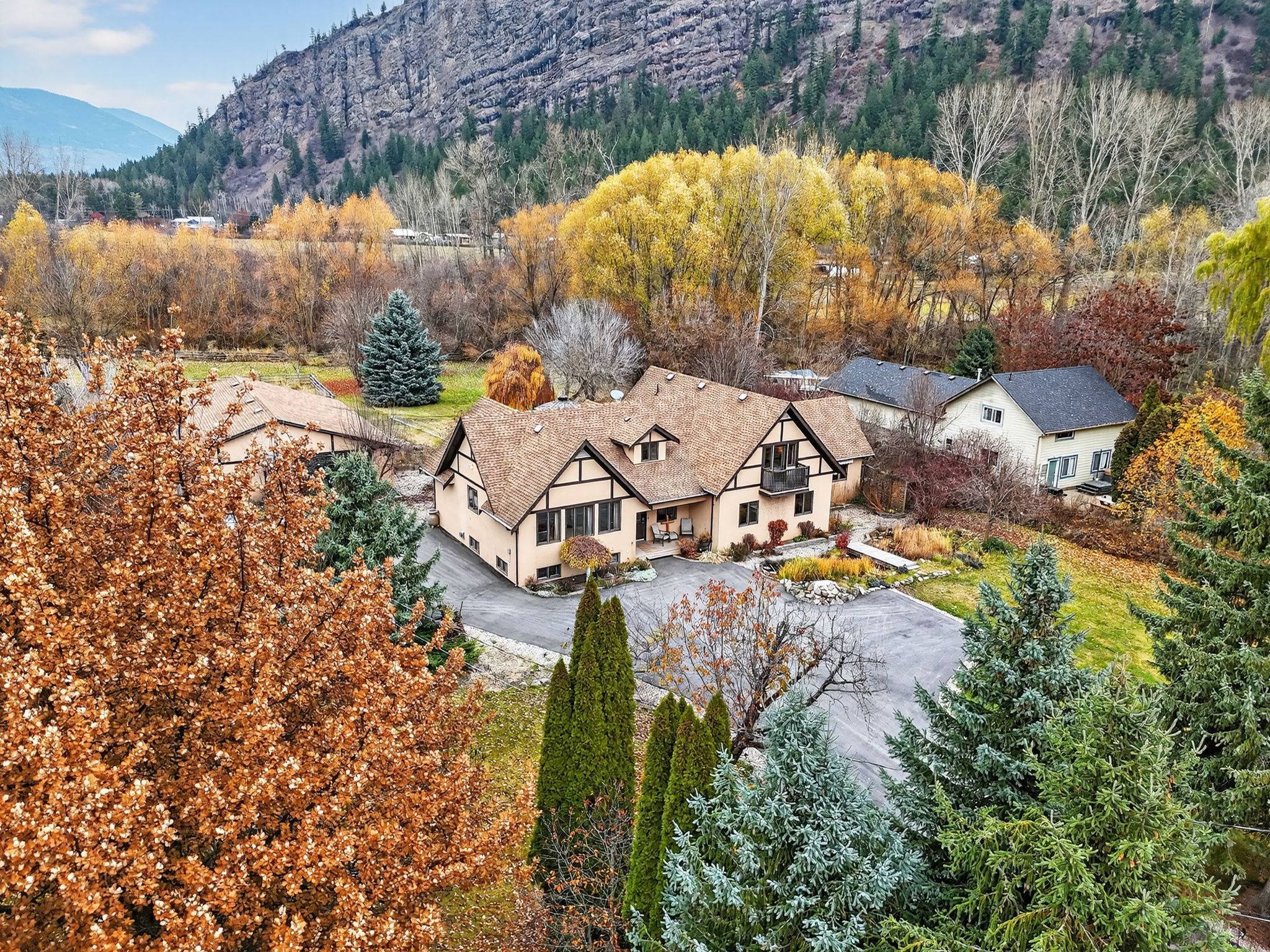 3194 Johnson Road Salmon Arm V1E 3E6