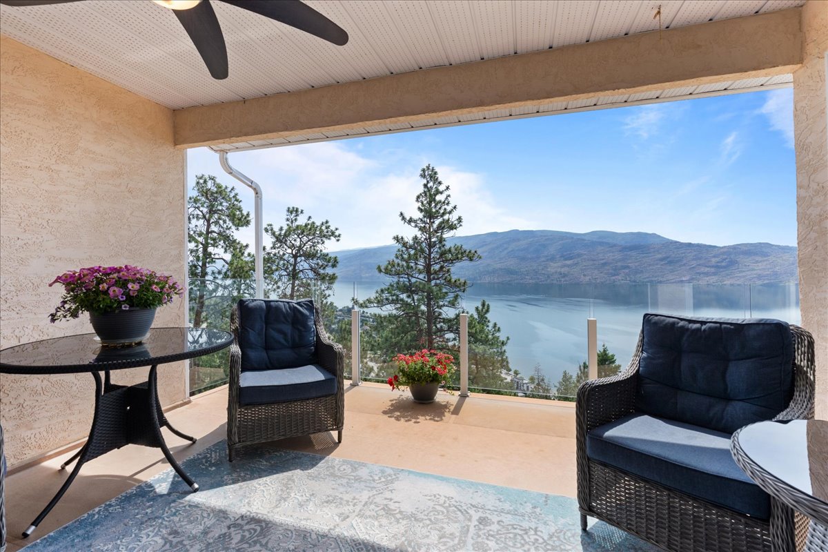 4470 Ponderosa Drive 201 Peachland V0H 1X5