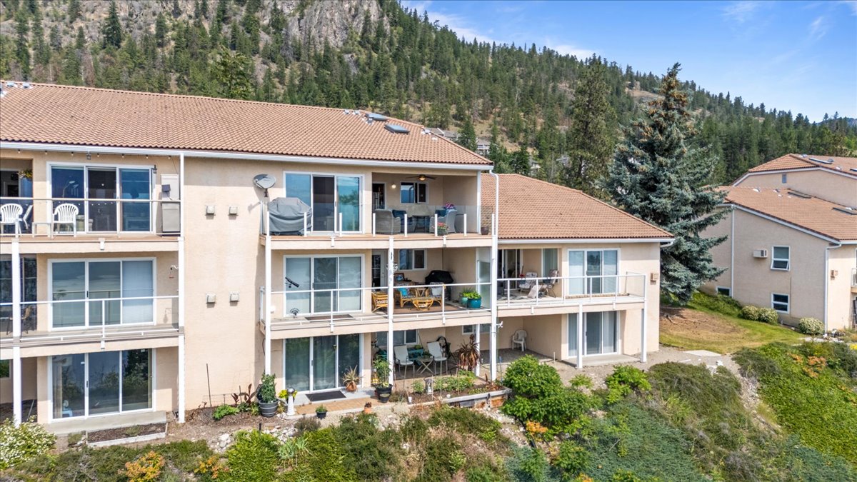4470 Ponderosa Drive 201 Peachland V0H 1X5