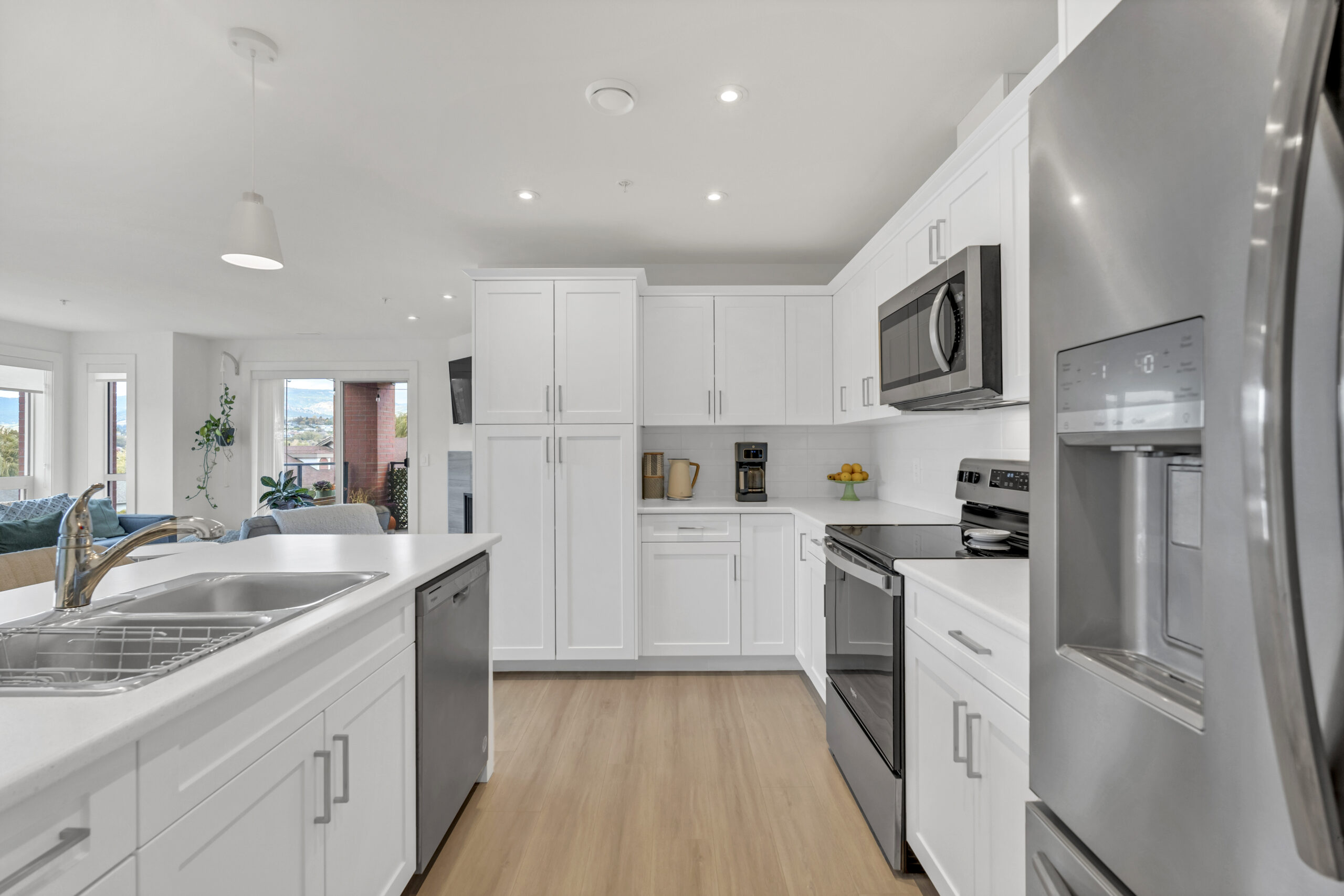 3362 Skaha Lake Road 401 Penticton V2A 6G4