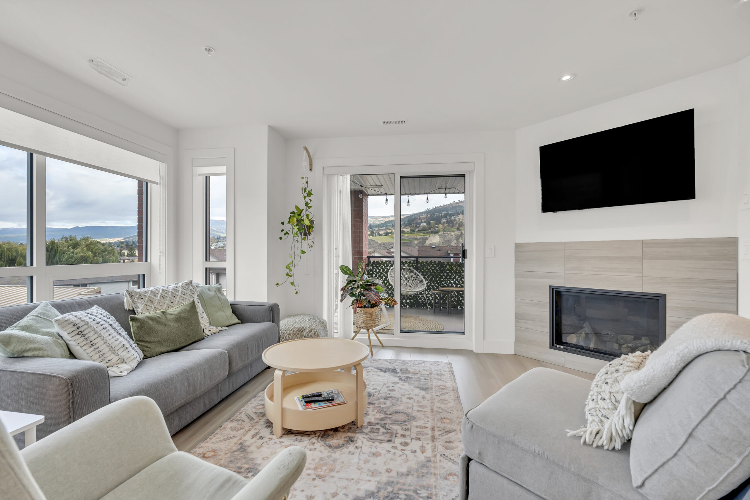 3362 Skaha Lake Road 401 Penticton V2A 6G4