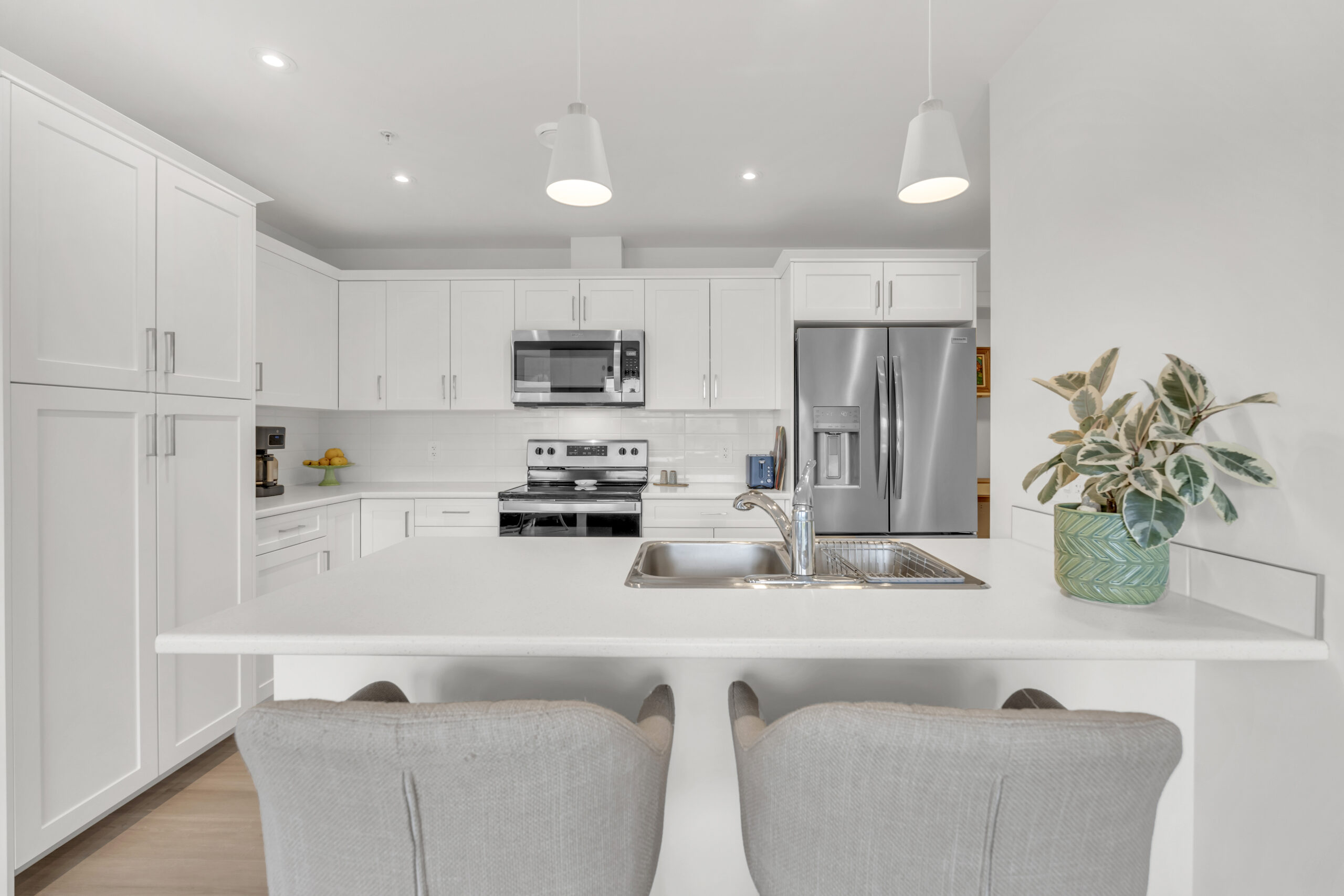 3362 Skaha Lake Road 401 Penticton V2A 6G4