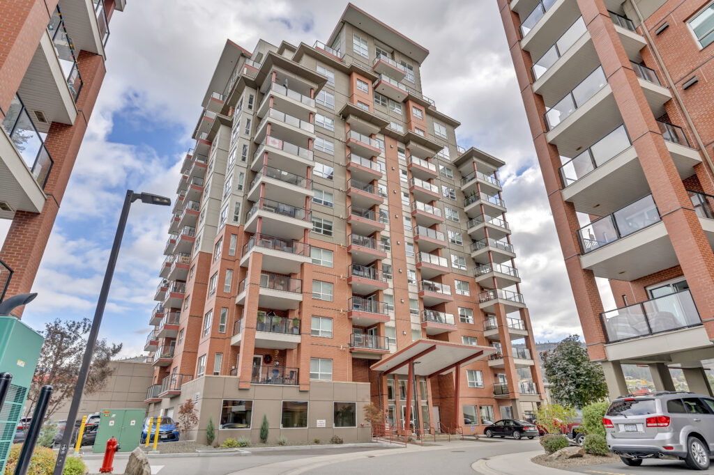 3362 Skaha Lake Road 401 Penticton V2A 6G4