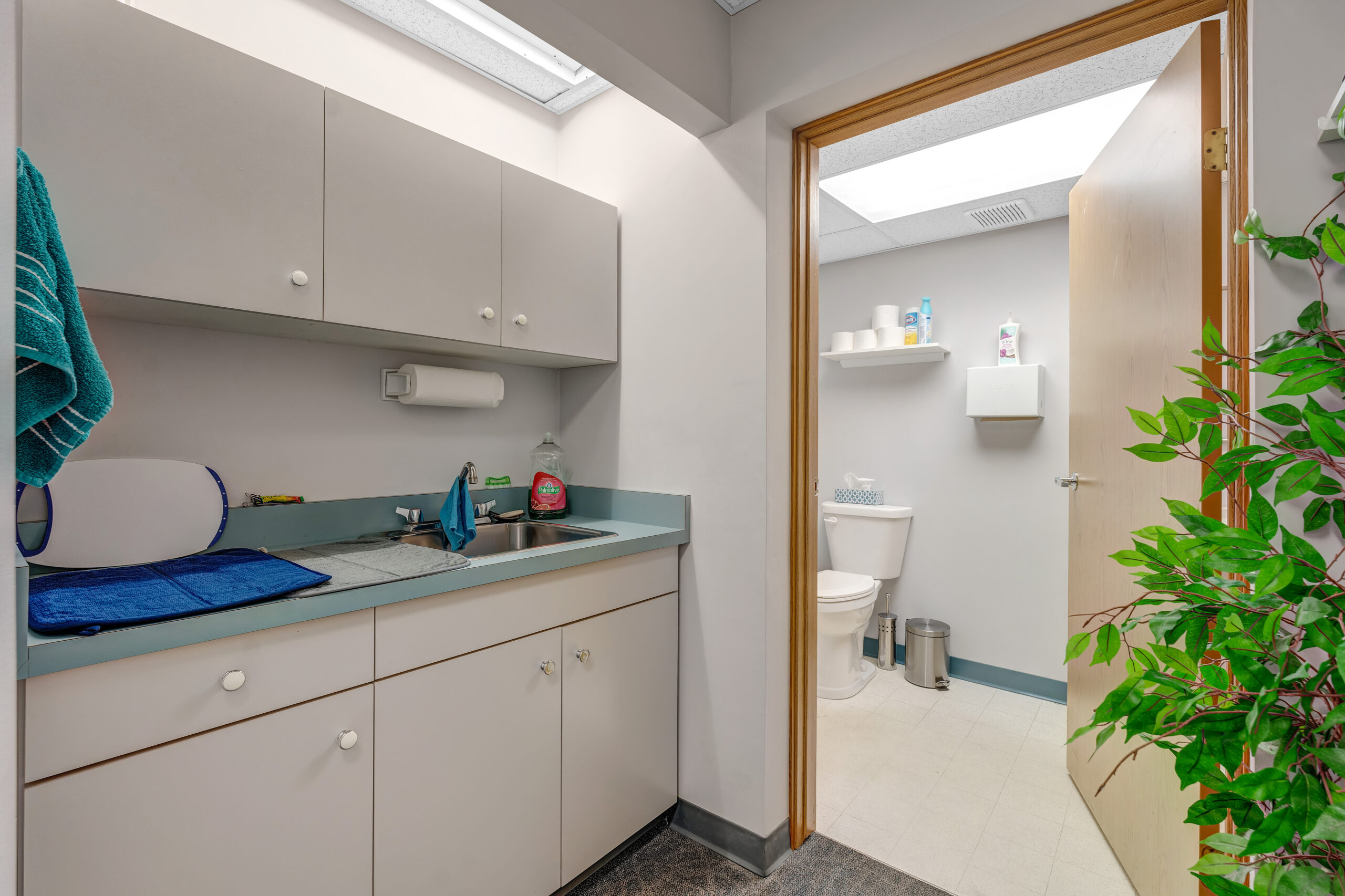 596 Martin Street Penticton V2A 5L4