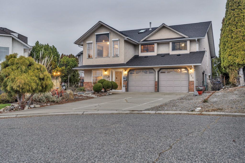156 Stevens Court Penticton V2A 8A3