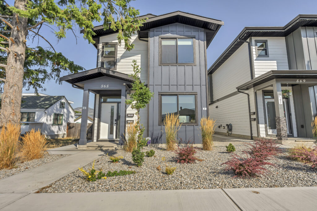 565 Forestbrook Drive Penticton V2A 3E5