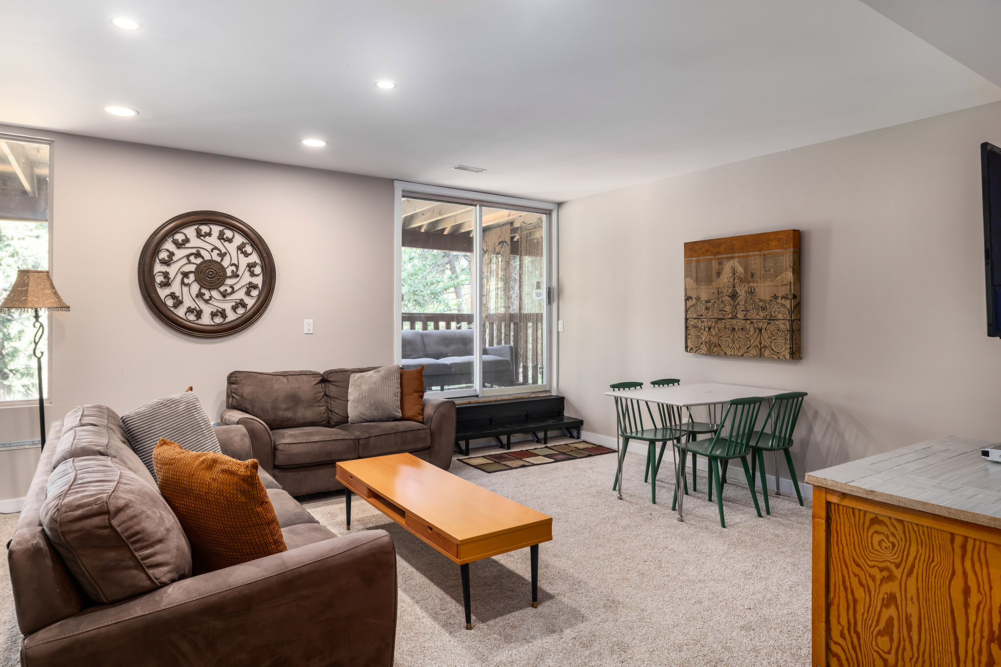 2172 Michelle Crescent West Kelowna V1Z 3B6