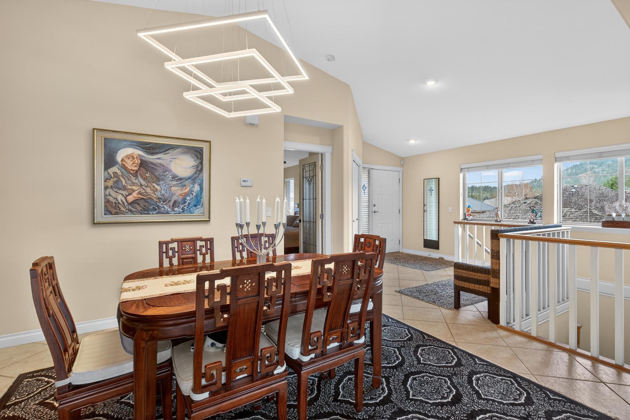 2455 Quail Ridge Boulevard 201 Kelowna V1V 2S8